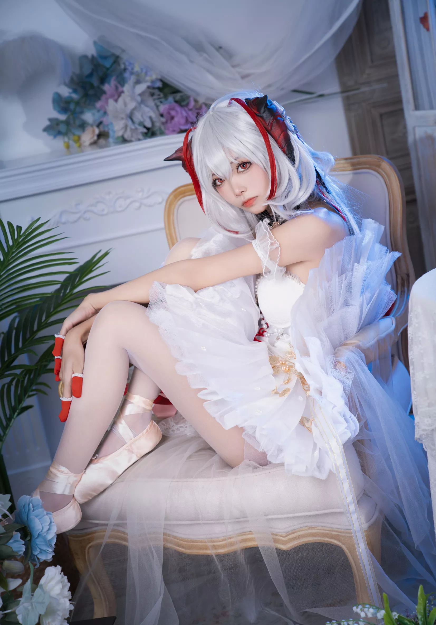 ！但是是在跳芭蕾舞~ COSPLAY 明日方舟w艾西Aiwest 是w