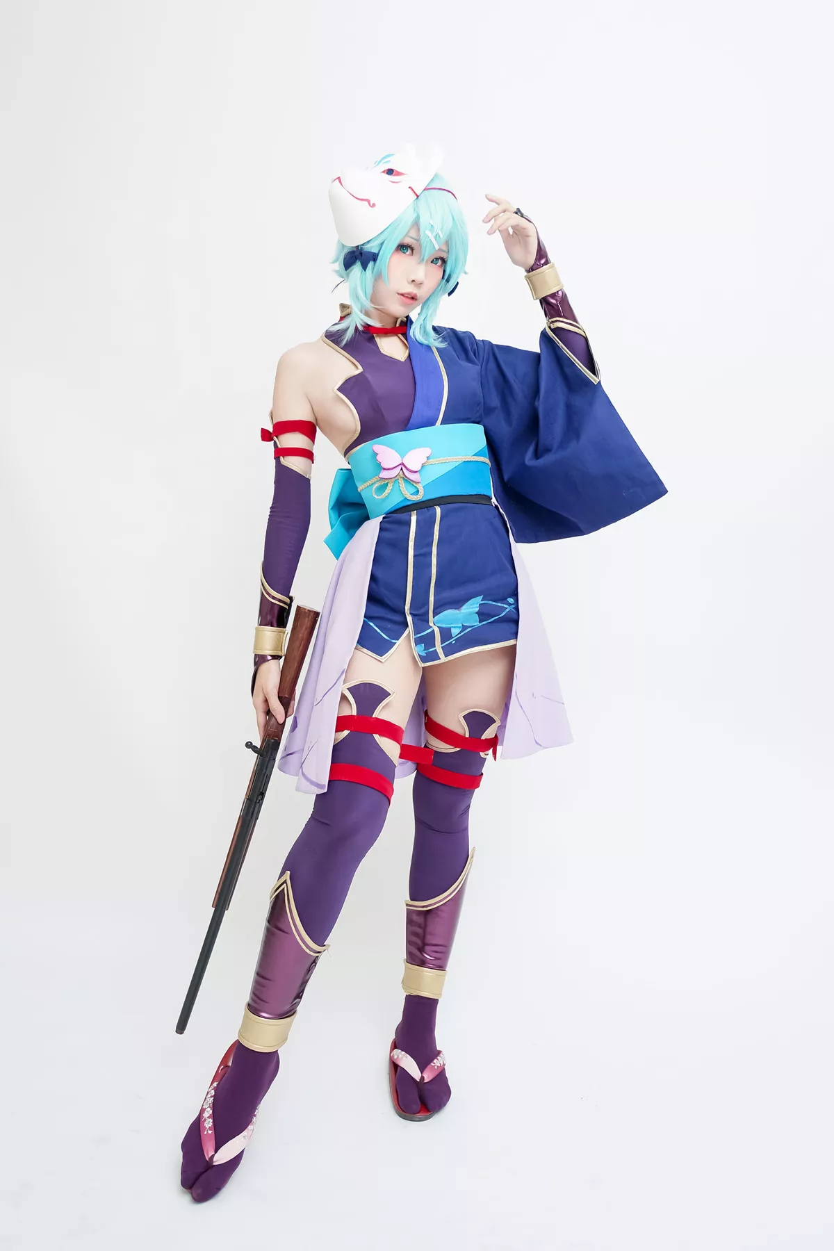 性感私拍 诗乃猎人 美女Cosplay ElyEE子 P.3