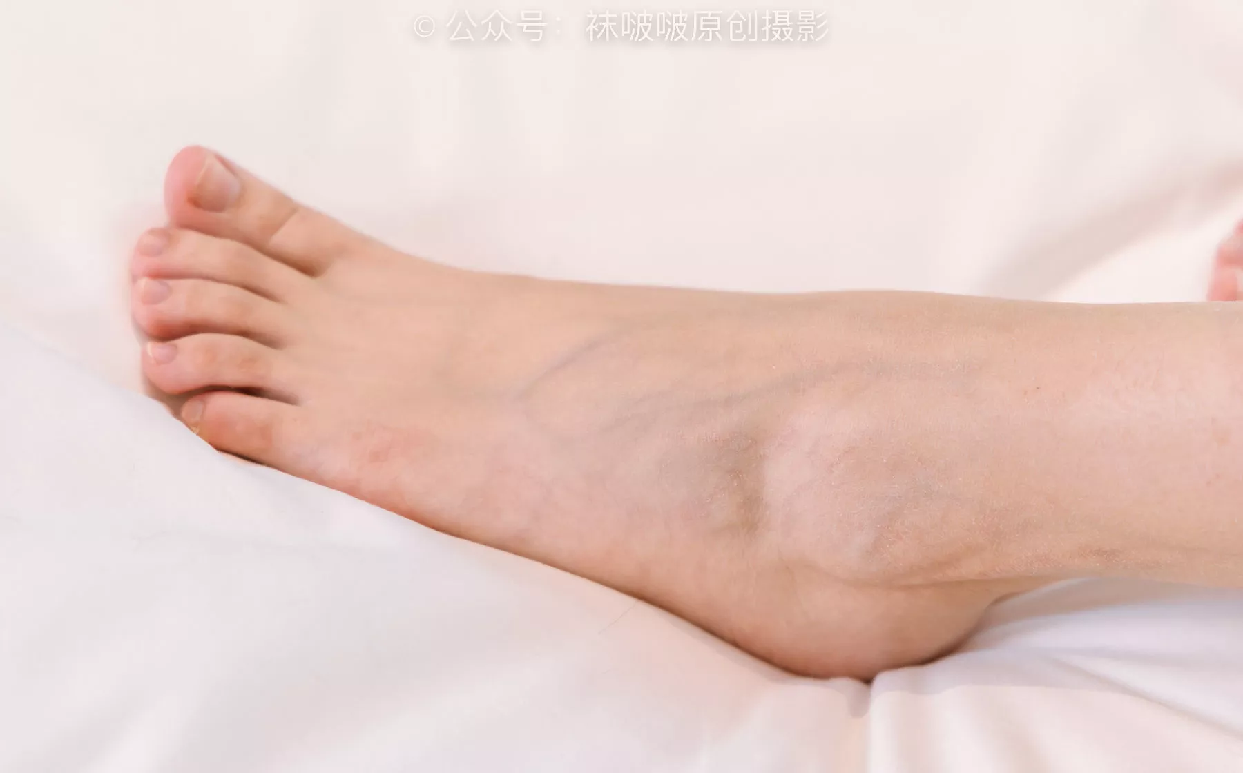 小安 No.176 运动鞋、白棉袜、裸足【139P】 BoBoSocks袜啵啵 P.9
