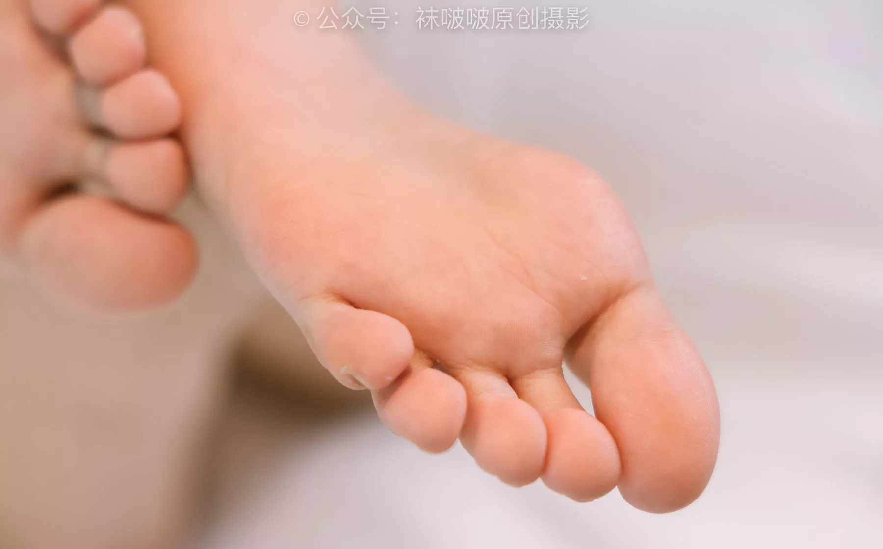 小安 BoBoSocks袜啵啵 No.176 运动鞋、白棉袜、裸足【139P】 P.4