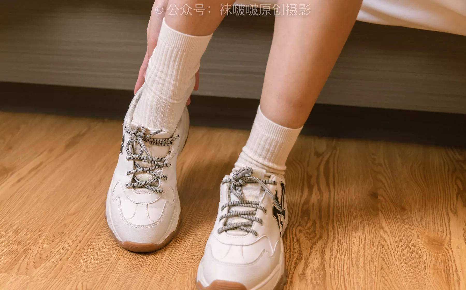 No.176 小安 BoBoSocks袜啵啵 运动鞋、白棉袜、裸足【139P】 P.10