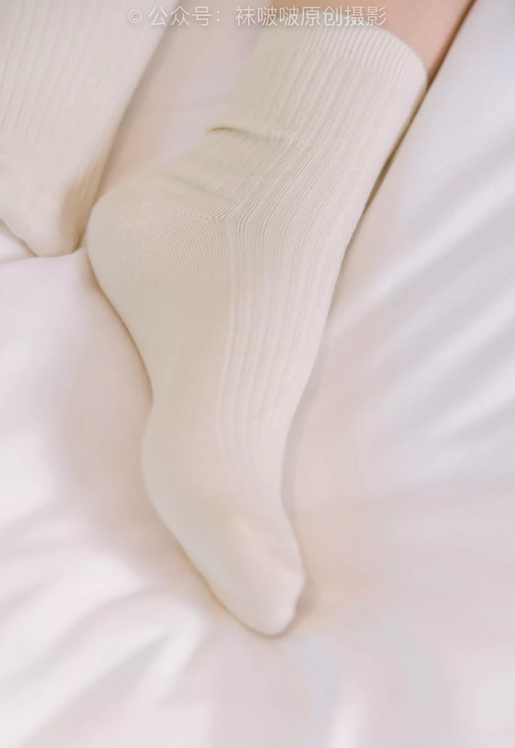 小安 No.176 运动鞋、白棉袜、裸足【139P】 BoBoSocks袜啵啵 P.22