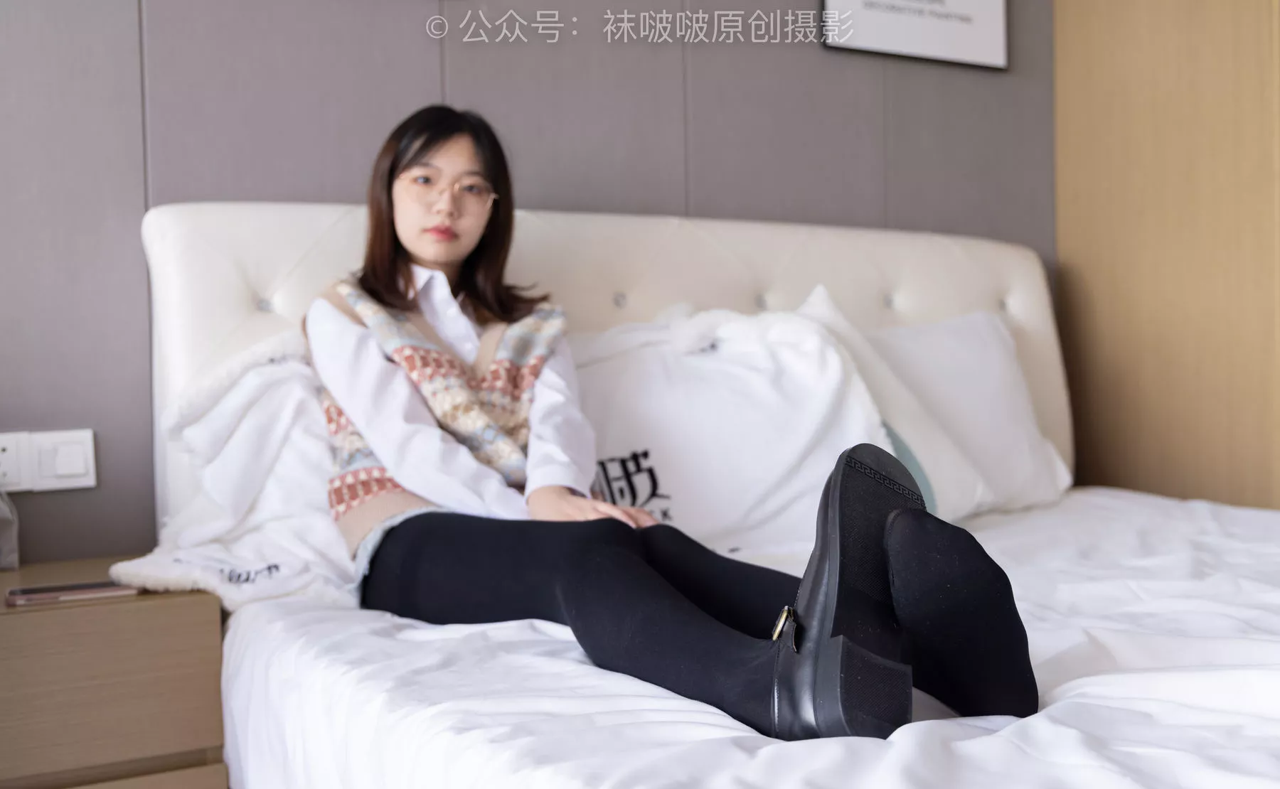 小甜豆 黑皮鞋、厚黑丝、厚肉丝【145P】 BoBoSocks袜啵啵 No.169 P.15