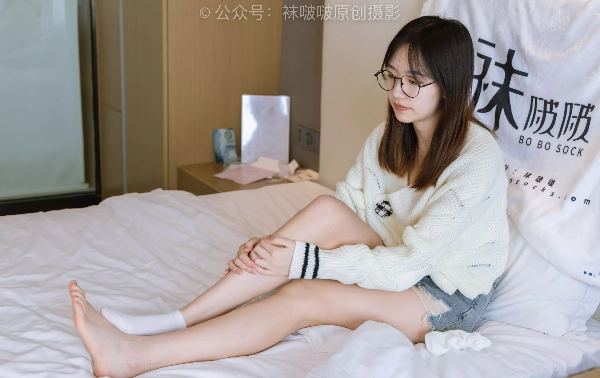 小甜豆 No.222 长靴、白棉袜、裸足【180P】 BoBoSocks袜啵啵 P.11