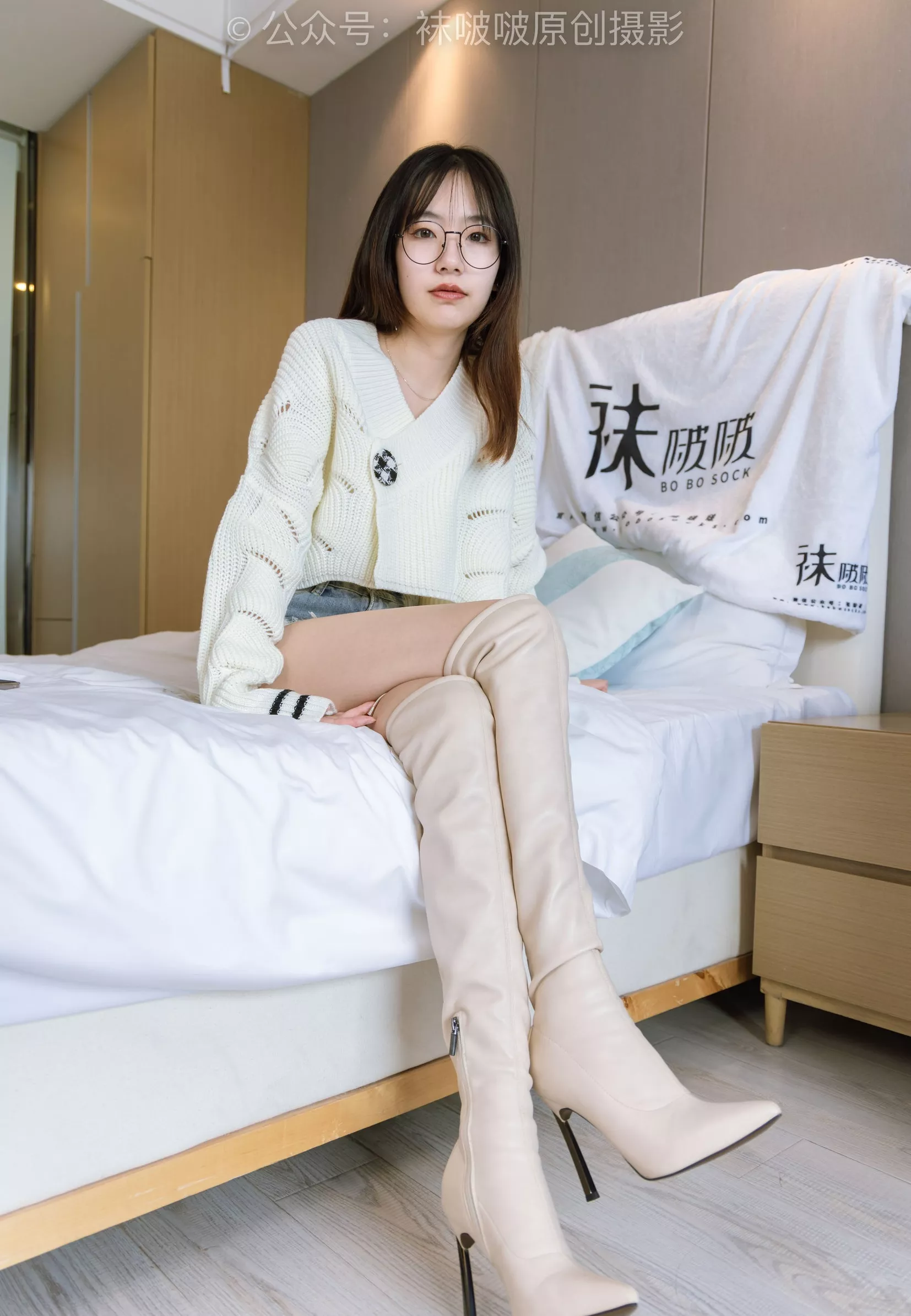 小甜豆 长靴、白棉袜、裸足【180P】 BoBoSocks袜啵啵 No.222 P.33