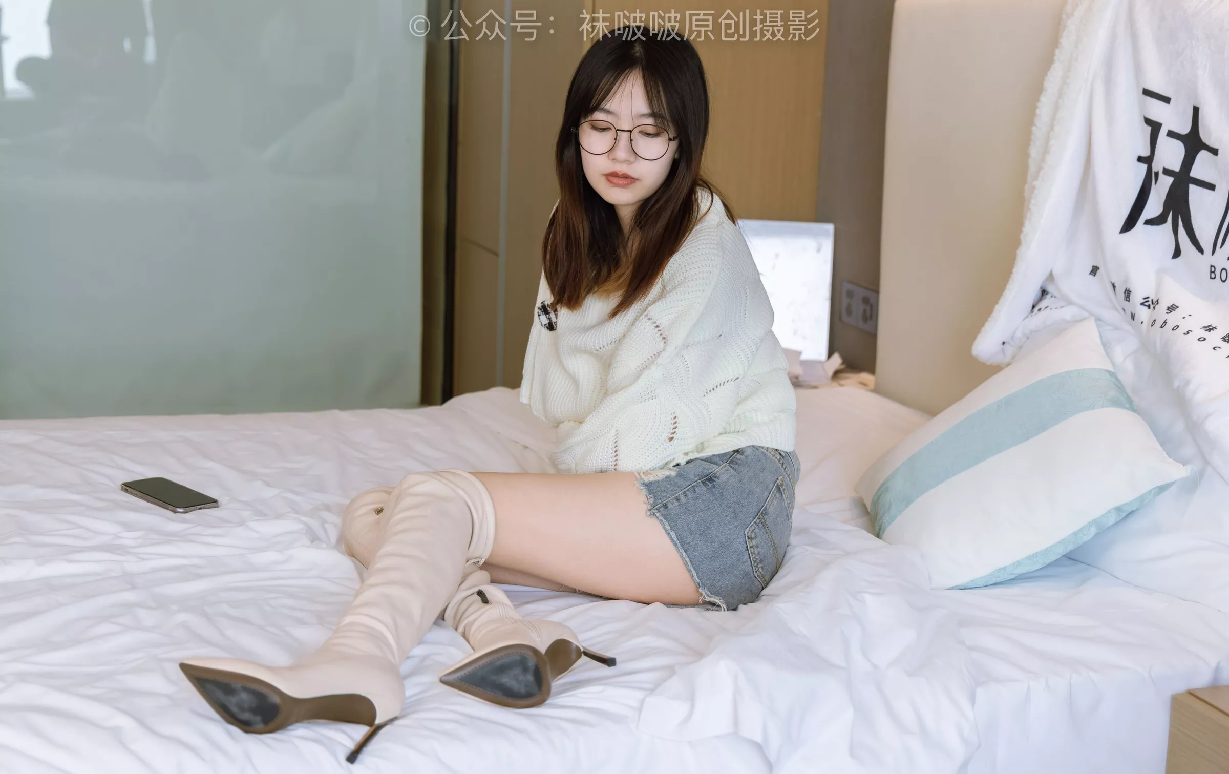小甜豆 长靴、白棉袜、裸足【180P】 No.222 BoBoSocks袜啵啵 P.34
