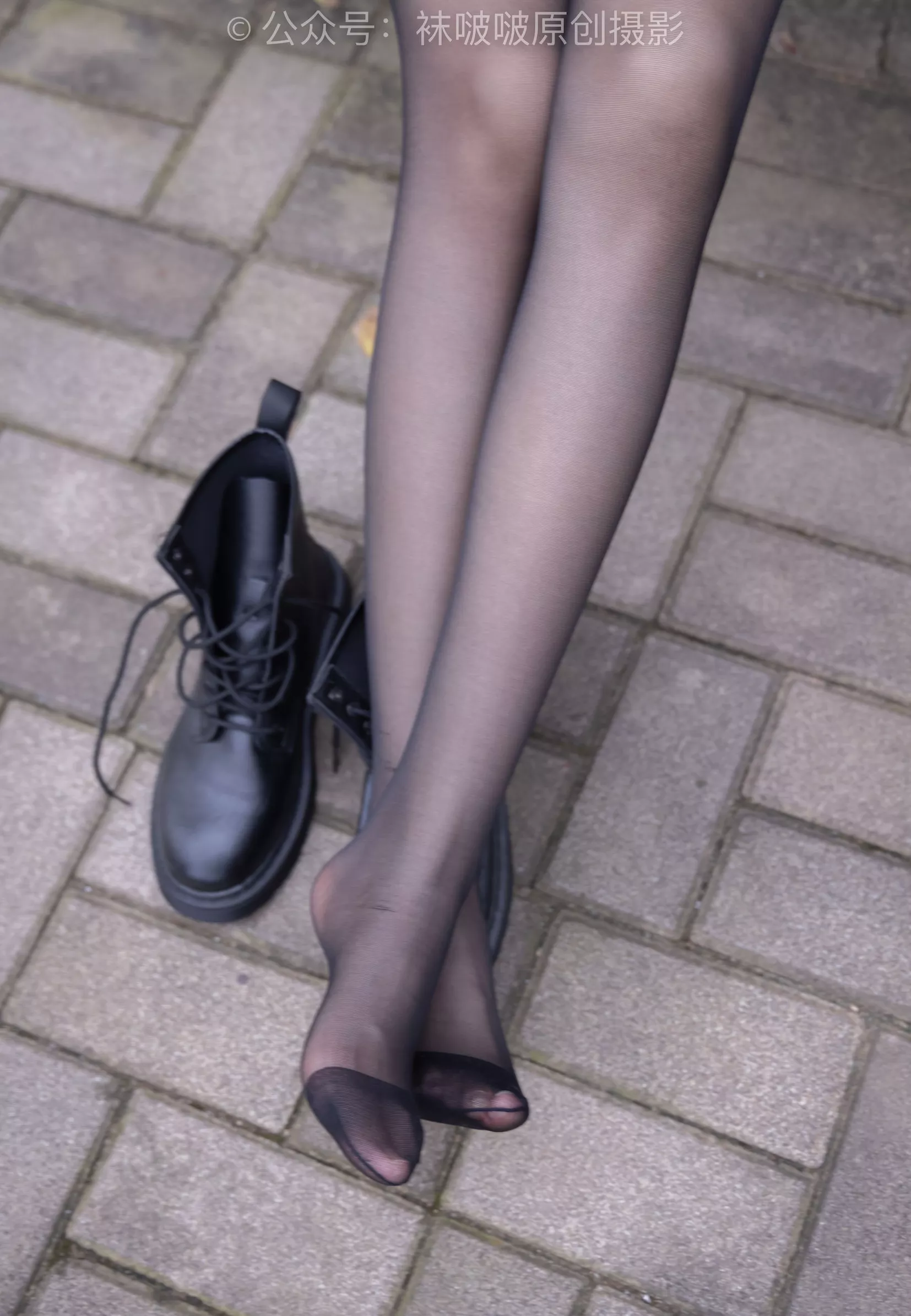 马丁靴、黑丝【133P】 BoBoSocks袜啵啵 No.221 小甜豆 P.22