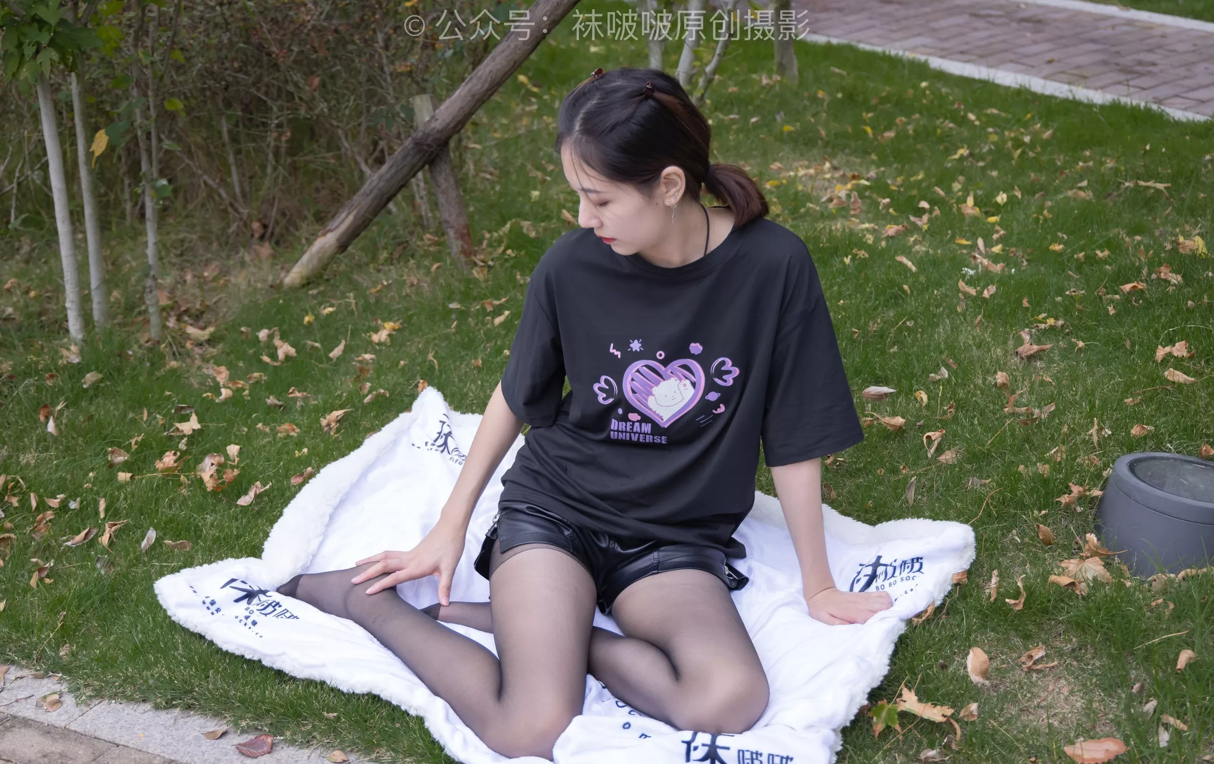 No.221 小甜豆 马丁靴、黑丝【133P】 BoBoSocks袜啵啵 P.1