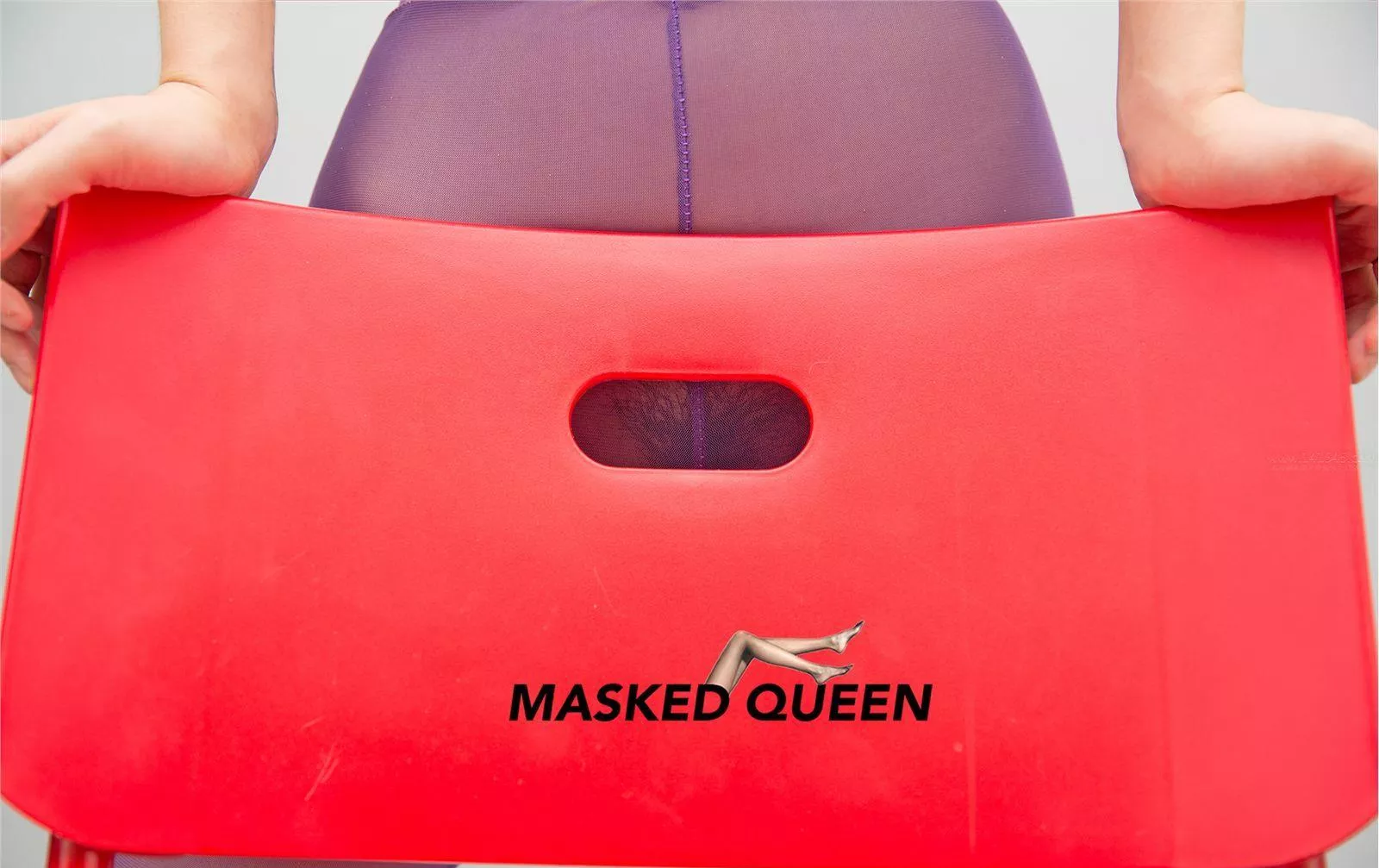 假面女皇 2015.7.19 【MASKED No.22 丝袜美腿写真 QUEEN】 P.5