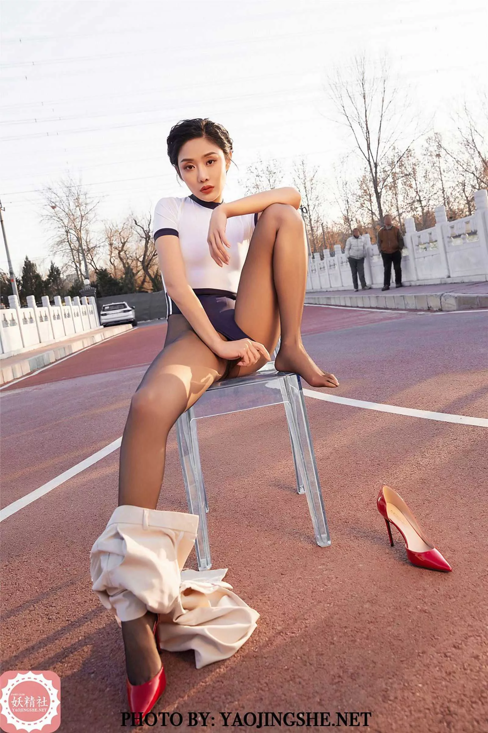妖精社 可可《裤子里的美丝》 丝袜写真 蜜丝 P.10