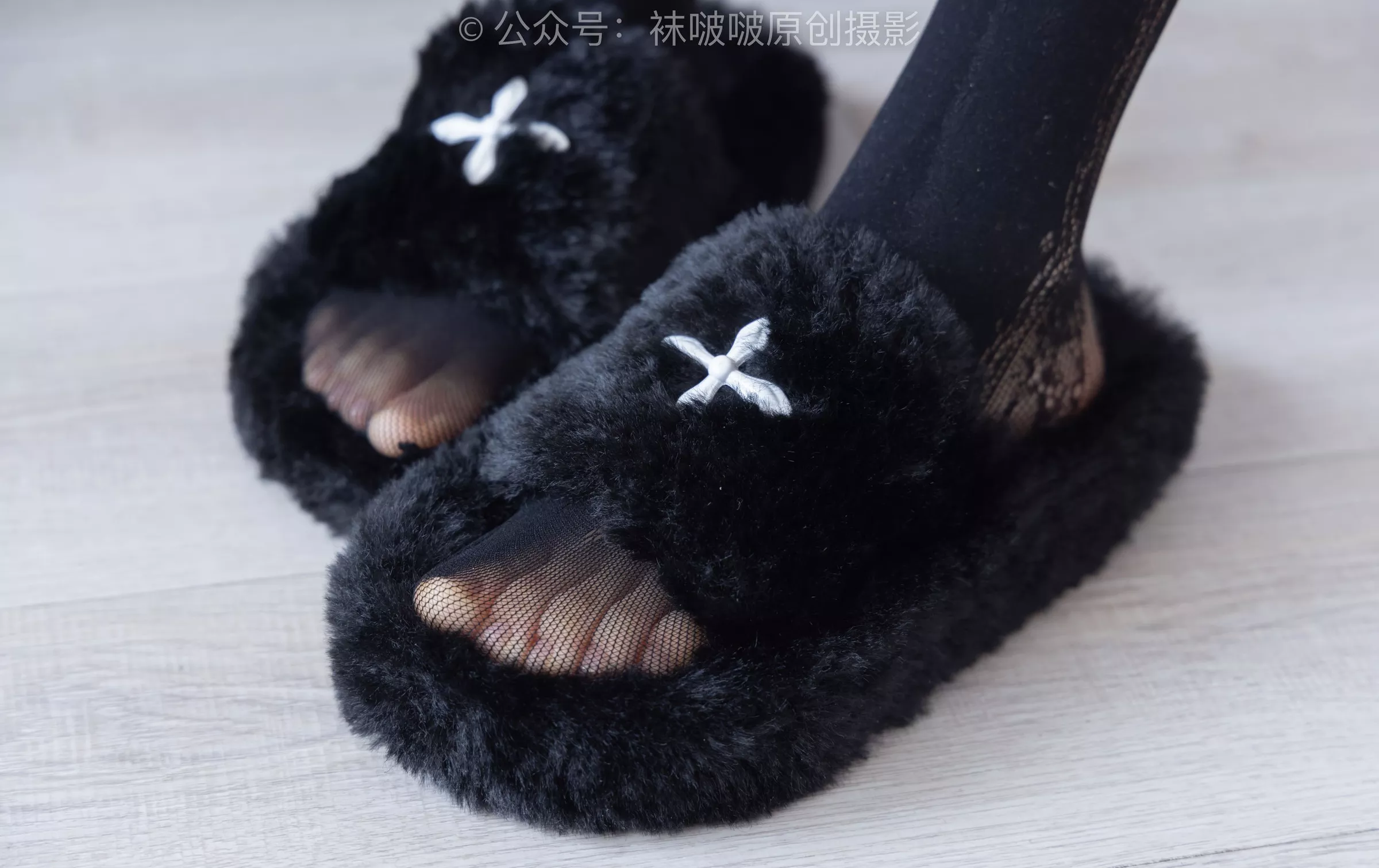 BoBoSocks袜啵啵 No.219 板鞋、拖鞋、厚黑丝、蕾丝黑丝【140P】 稚予 P.15