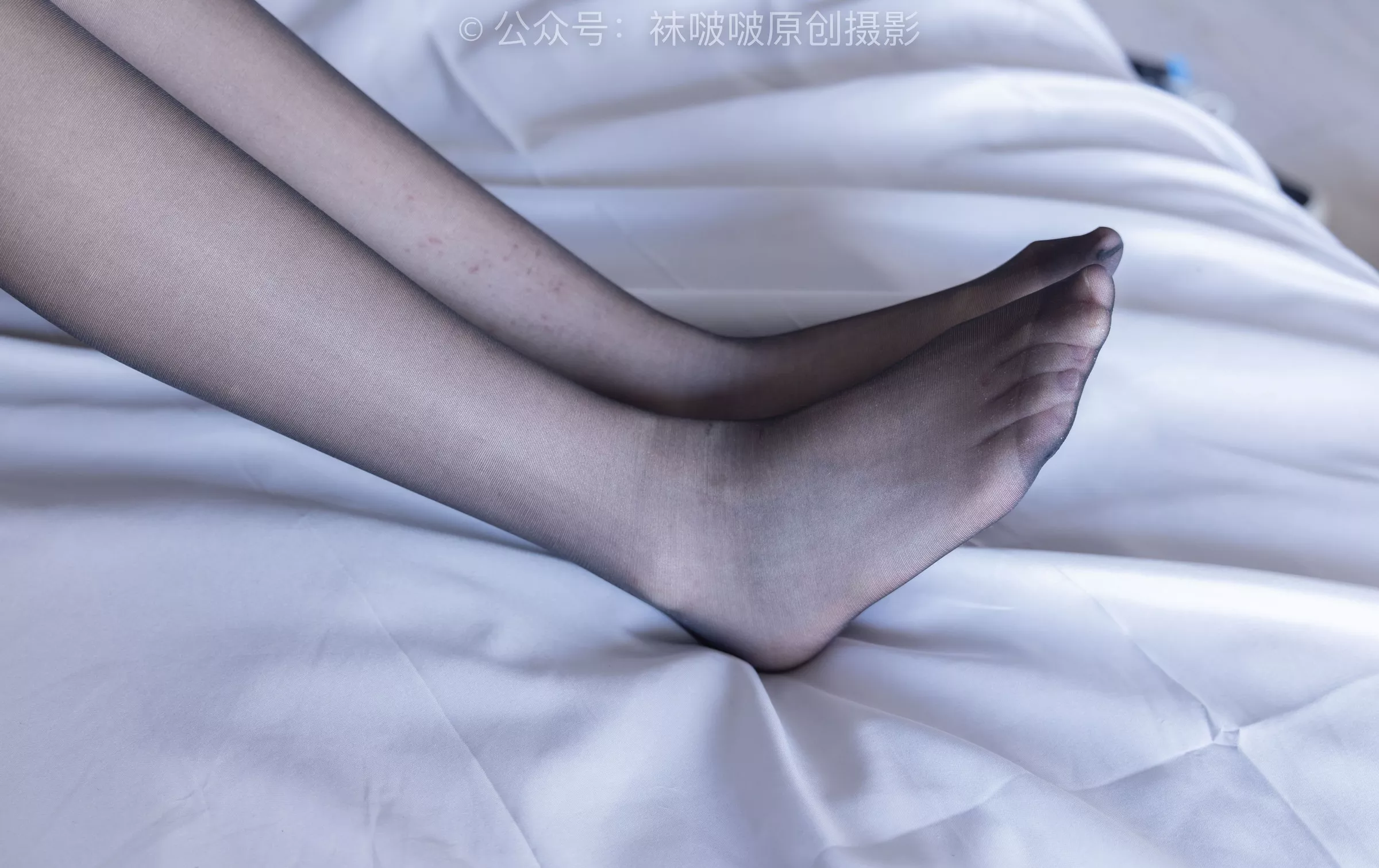 小甜豆 三双帆布鞋板鞋、厚白丝、黑丝【144P】 BoBoSocks袜啵啵 No.215 P.5
