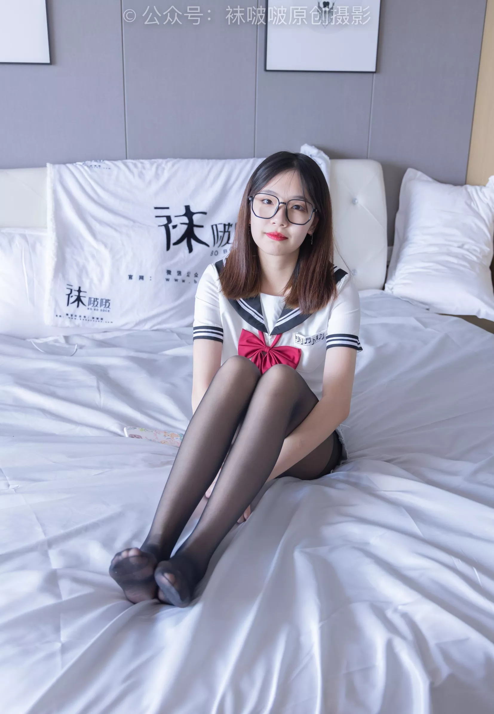 三双帆布鞋板鞋、厚白丝、黑丝【144P】 No.215 BoBoSocks袜啵啵 小甜豆 P.4