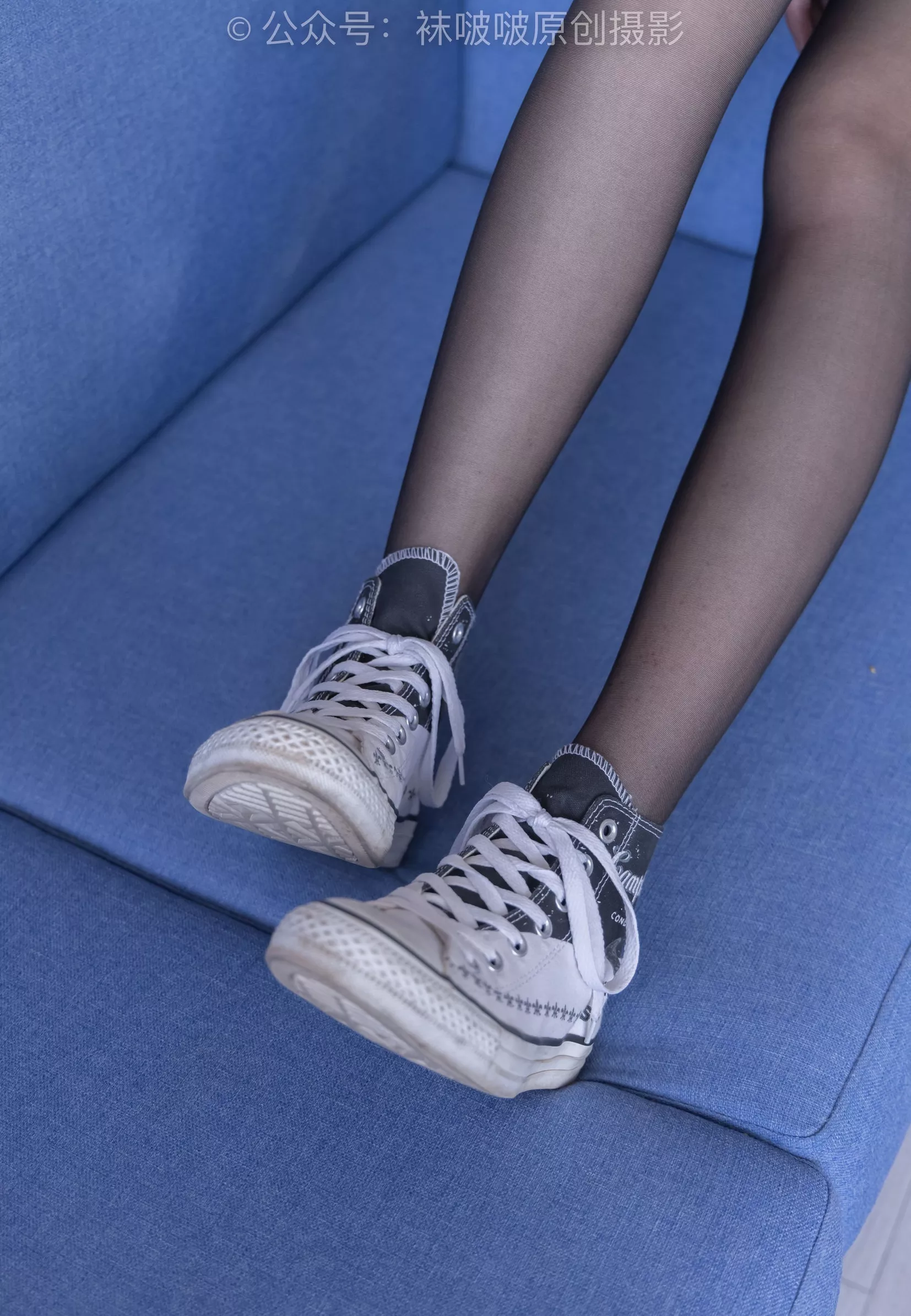 No.215 小甜豆 三双帆布鞋板鞋、厚白丝、黑丝【144P】 BoBoSocks袜啵啵 P.3