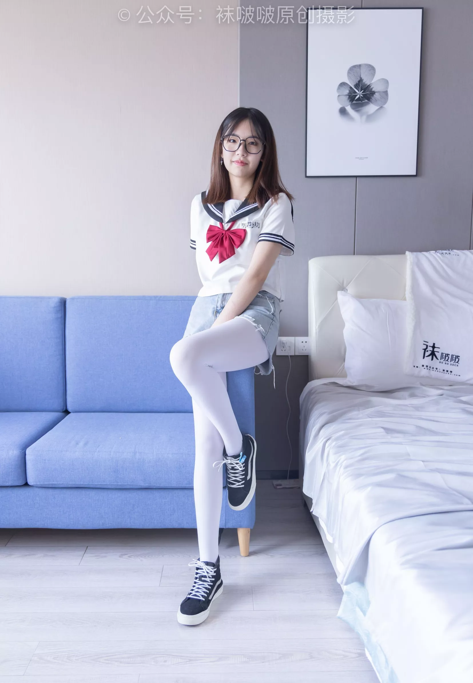 三双帆布鞋板鞋、厚白丝、黑丝【144P】 BoBoSocks袜啵啵 小甜豆 No.215 P.12