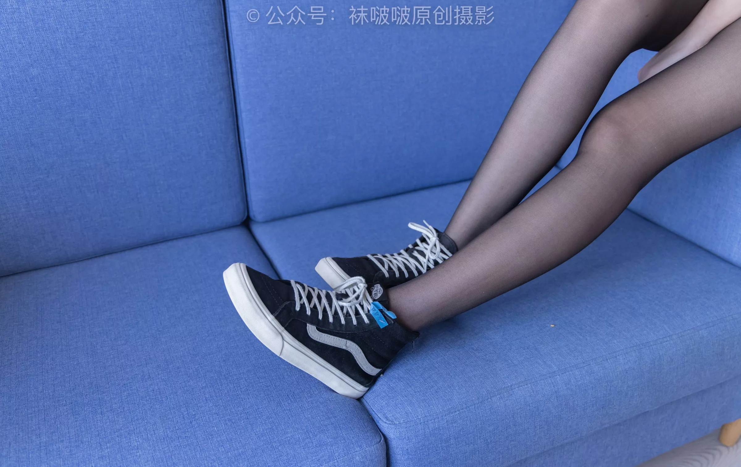 三双帆布鞋板鞋、厚白丝、黑丝【144P】 BoBoSocks袜啵啵 No.215 小甜豆 P.28