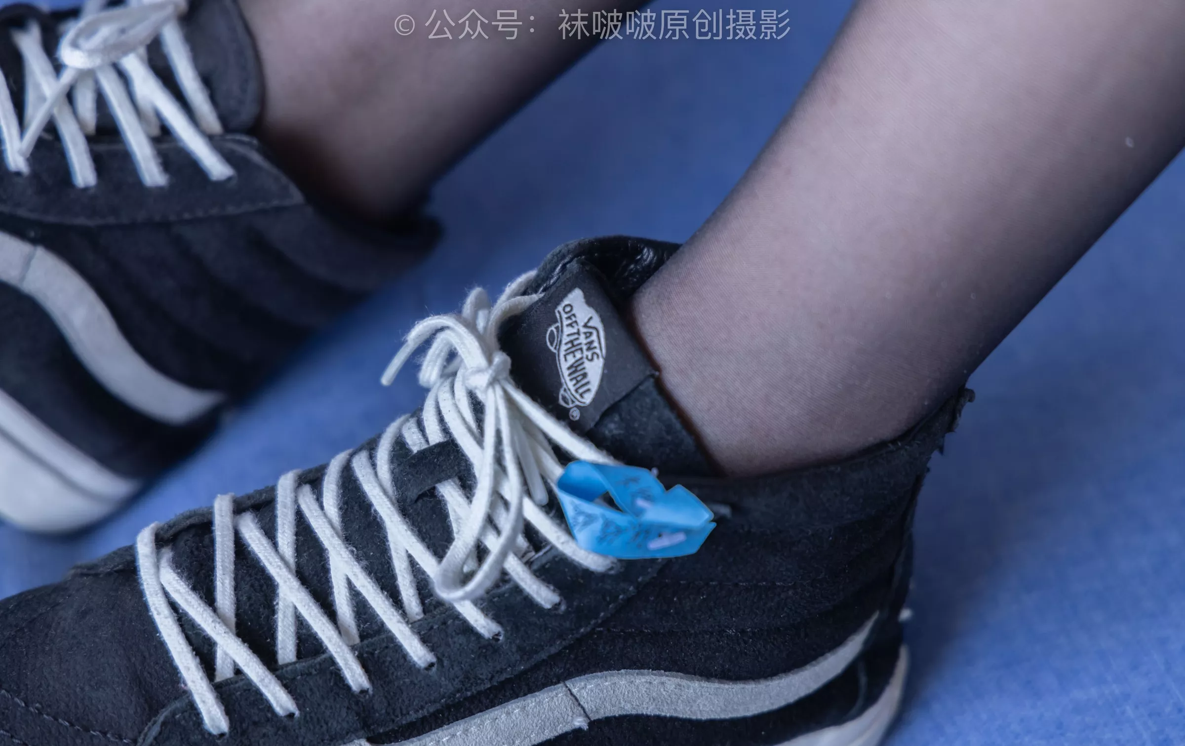 三双帆布鞋板鞋、厚白丝、黑丝【144P】 BoBoSocks袜啵啵 小甜豆 No.215 P.15