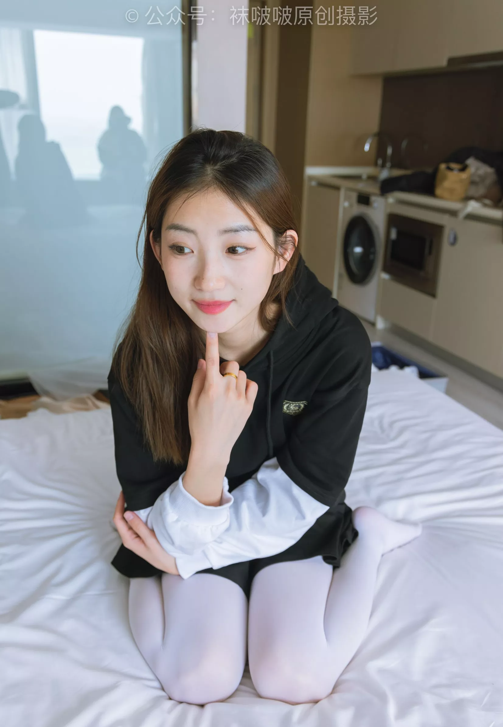 BoBoSocks袜啵啵 小沫 黑色运动鞋、厚白丝【142P】 No.214 P.9