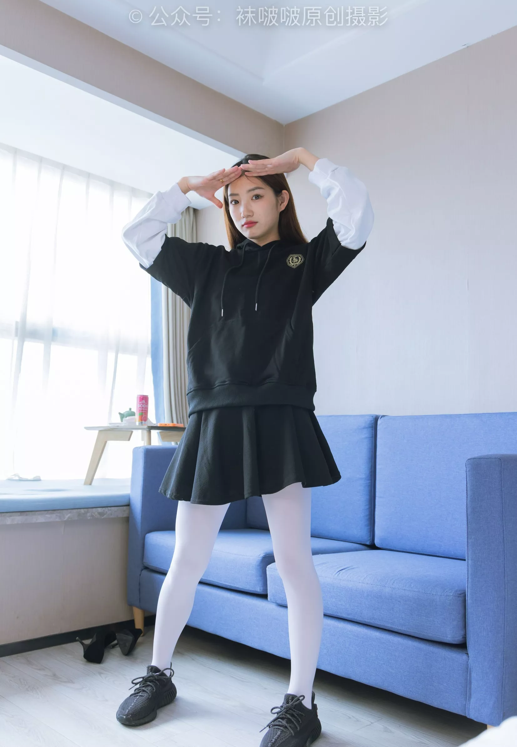 No.214 小沫 BoBoSocks袜啵啵 黑色运动鞋、厚白丝【142P】 P.12