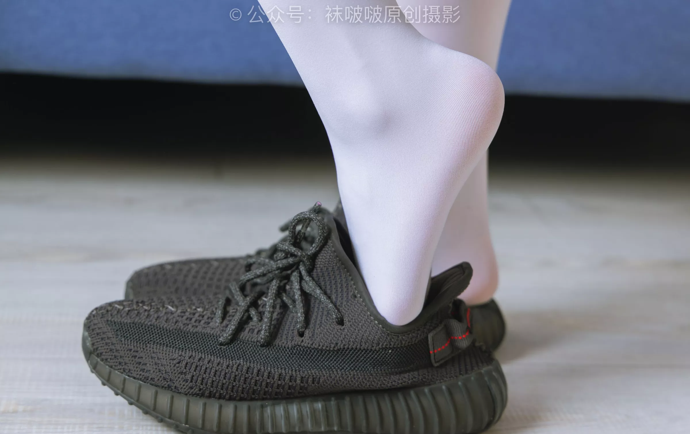 小沫 黑色运动鞋、厚白丝【142P】 BoBoSocks袜啵啵 No.214 P.19