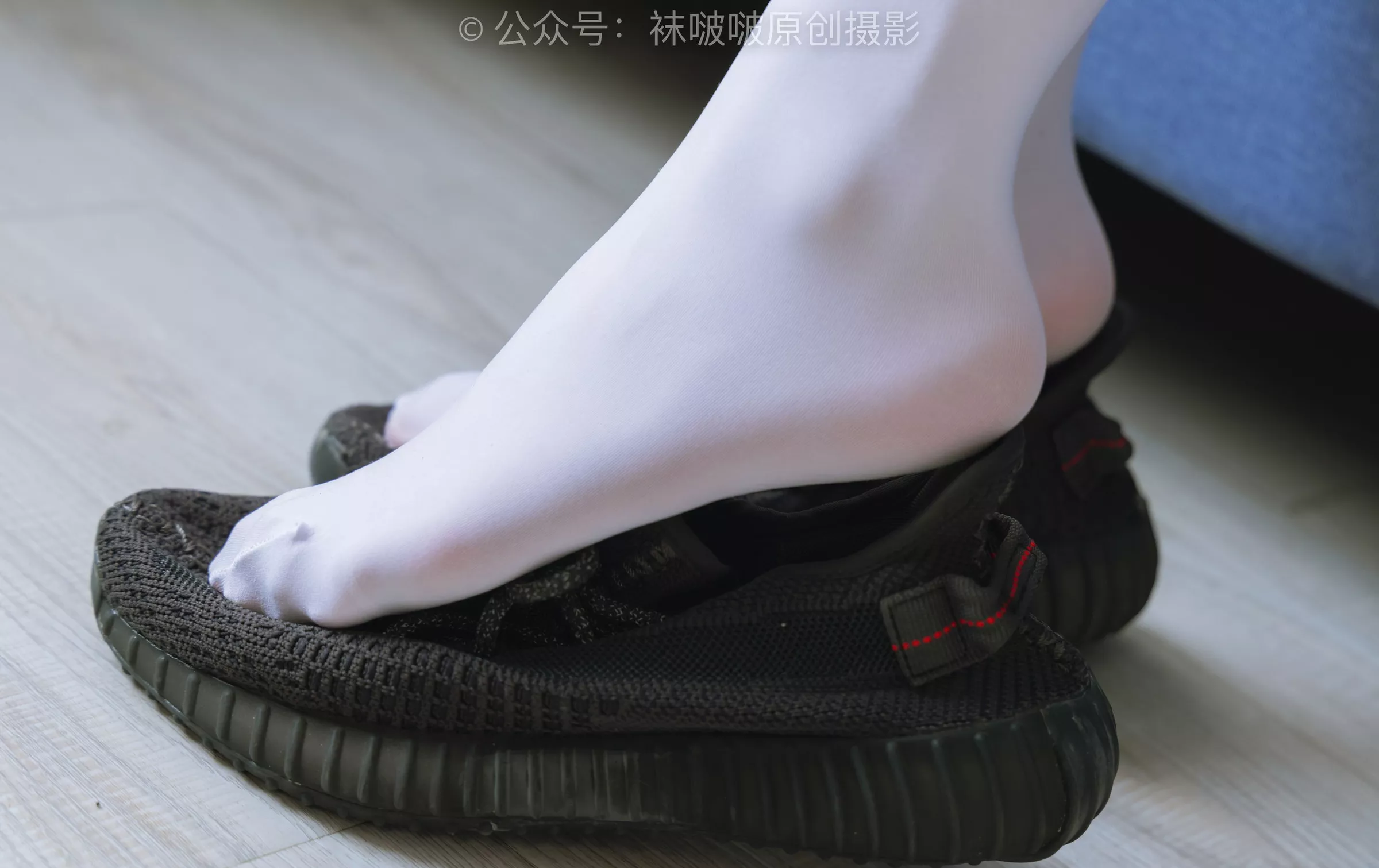 BoBoSocks袜啵啵 No.214 小沫 黑色运动鞋、厚白丝【142P】 P.20