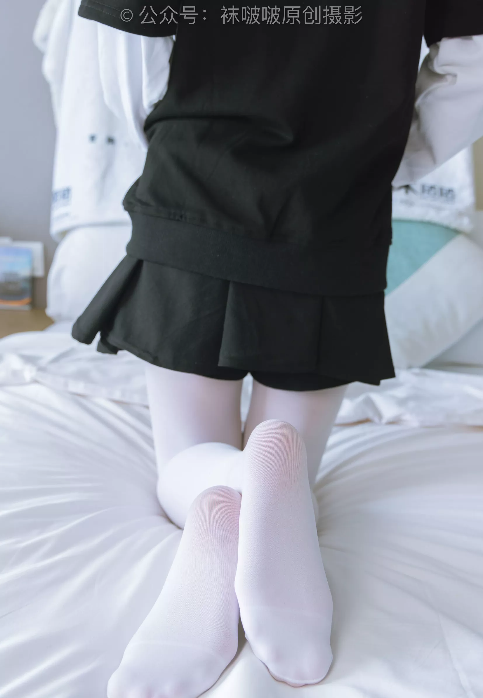 No.214 小沫 BoBoSocks袜啵啵 黑色运动鞋、厚白丝【142P】 P.6