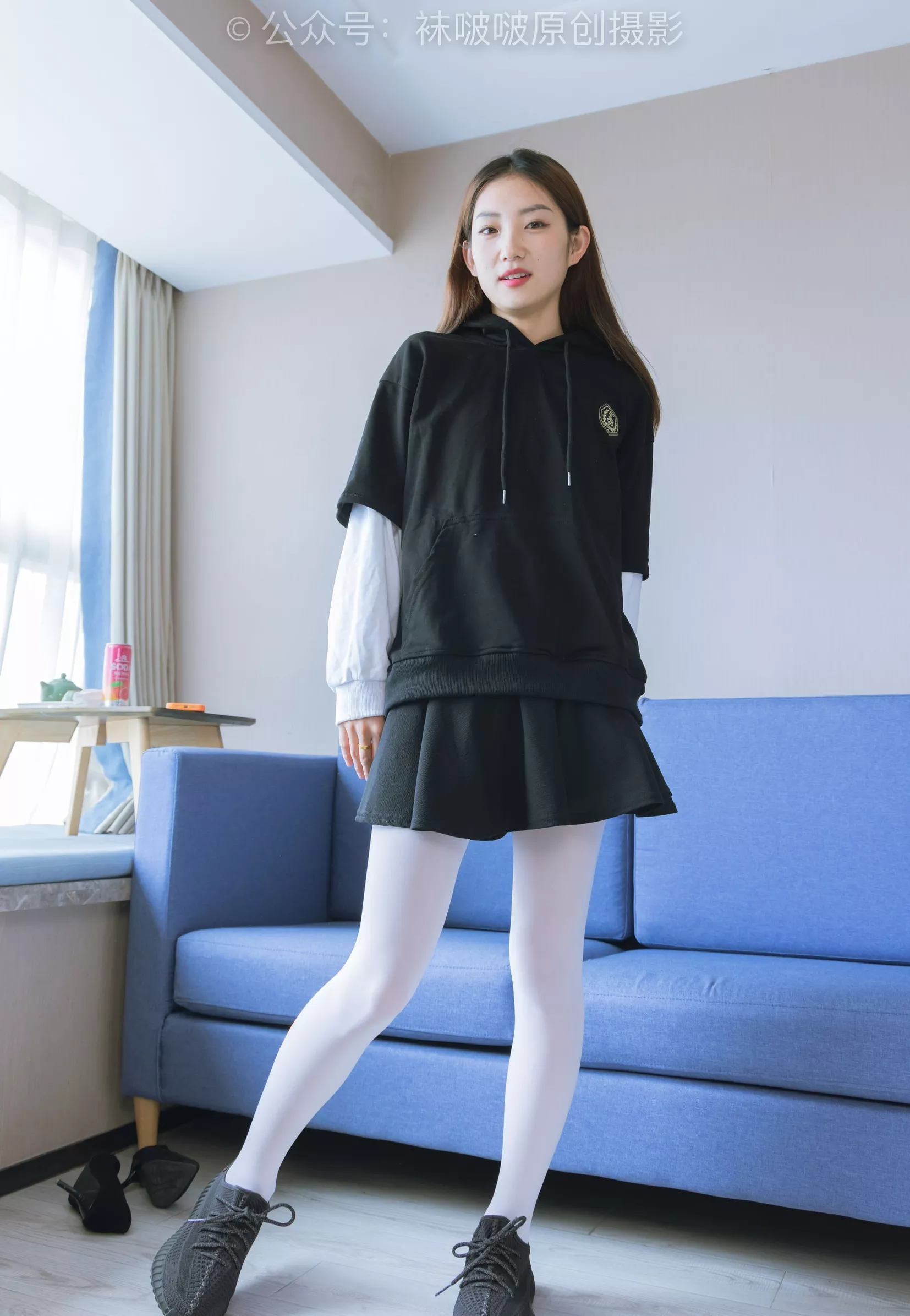 No.214 BoBoSocks袜啵啵 黑色运动鞋、厚白丝【142P】 小沫 P.10