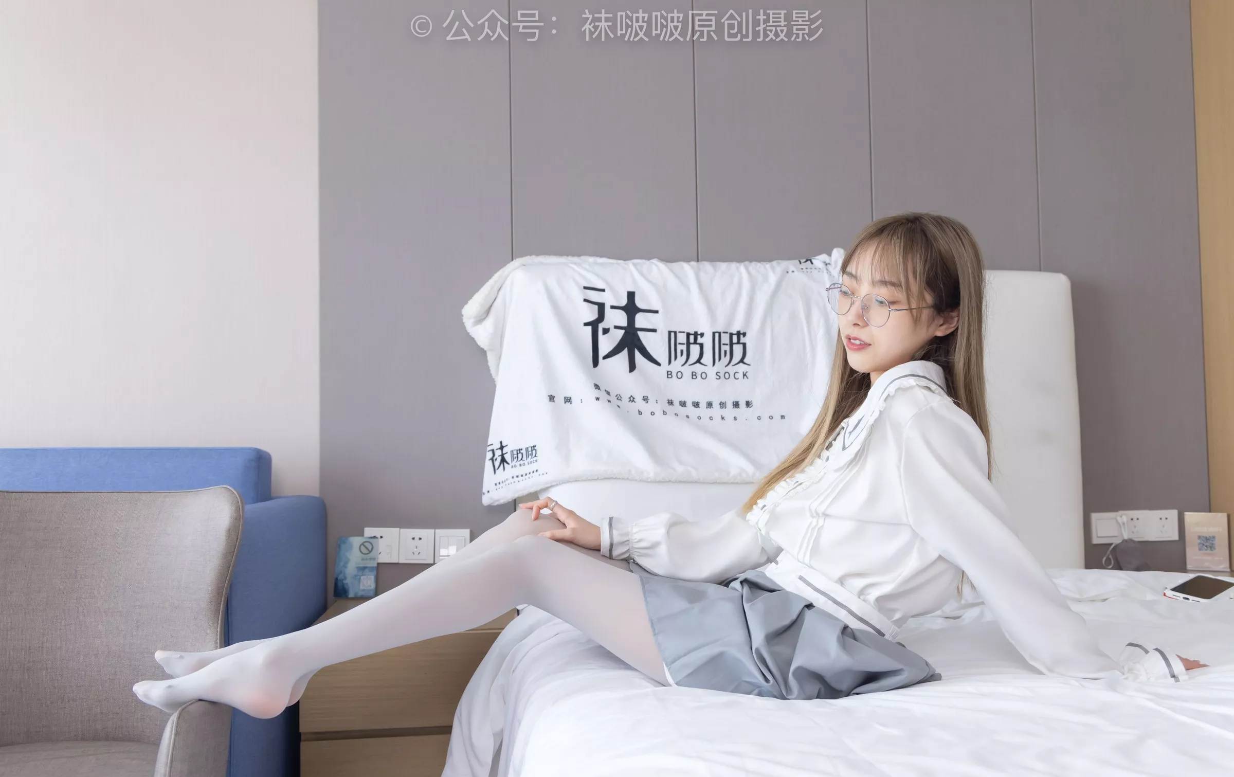 No.213 稚予 黑皮鞋、厚灰丝【140P】 BoBoSocks袜啵啵 P.3
