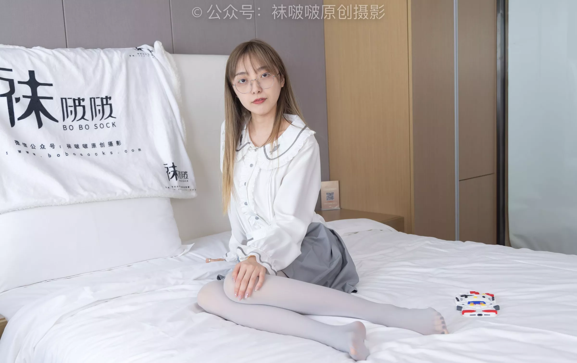 稚予 BoBoSocks袜啵啵 No.213 黑皮鞋、厚灰丝【140P】 P.19
