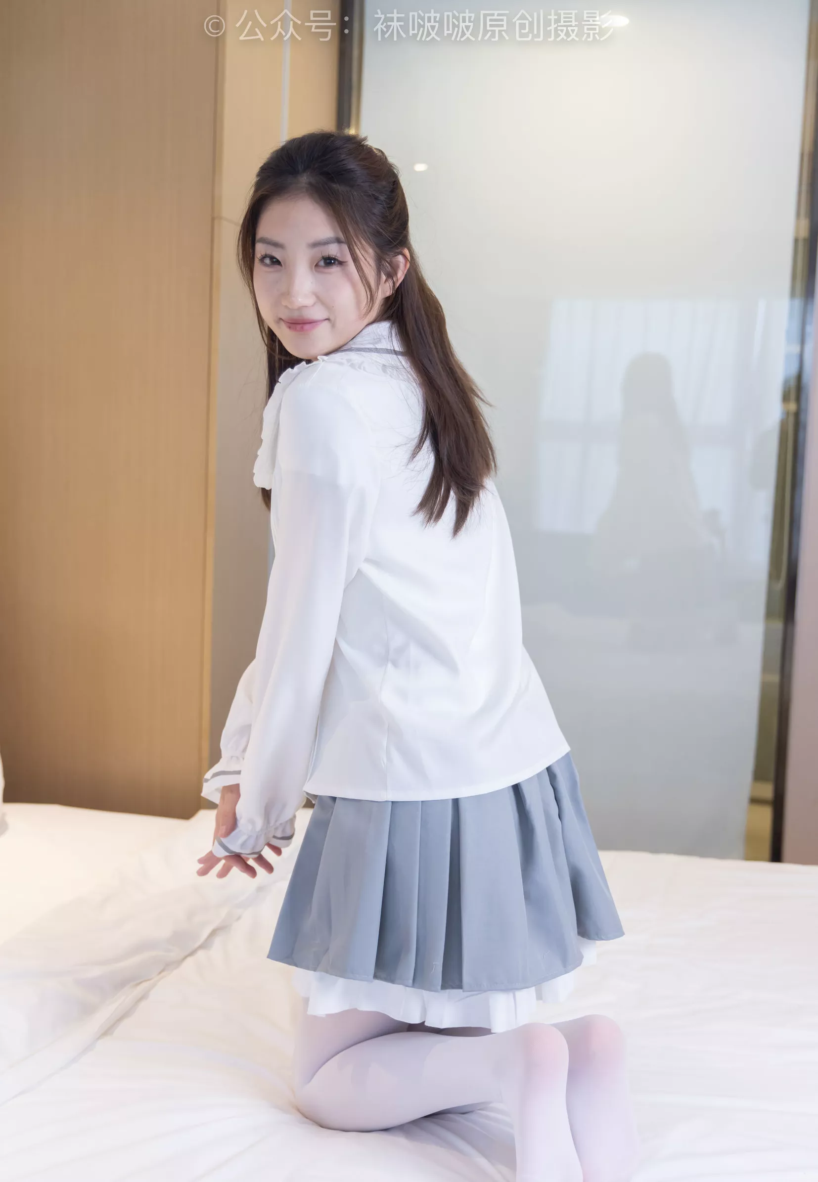 高跟鞋、厚白丝【142P】 BoBoSocks袜啵啵 No.211 小沫 P.3