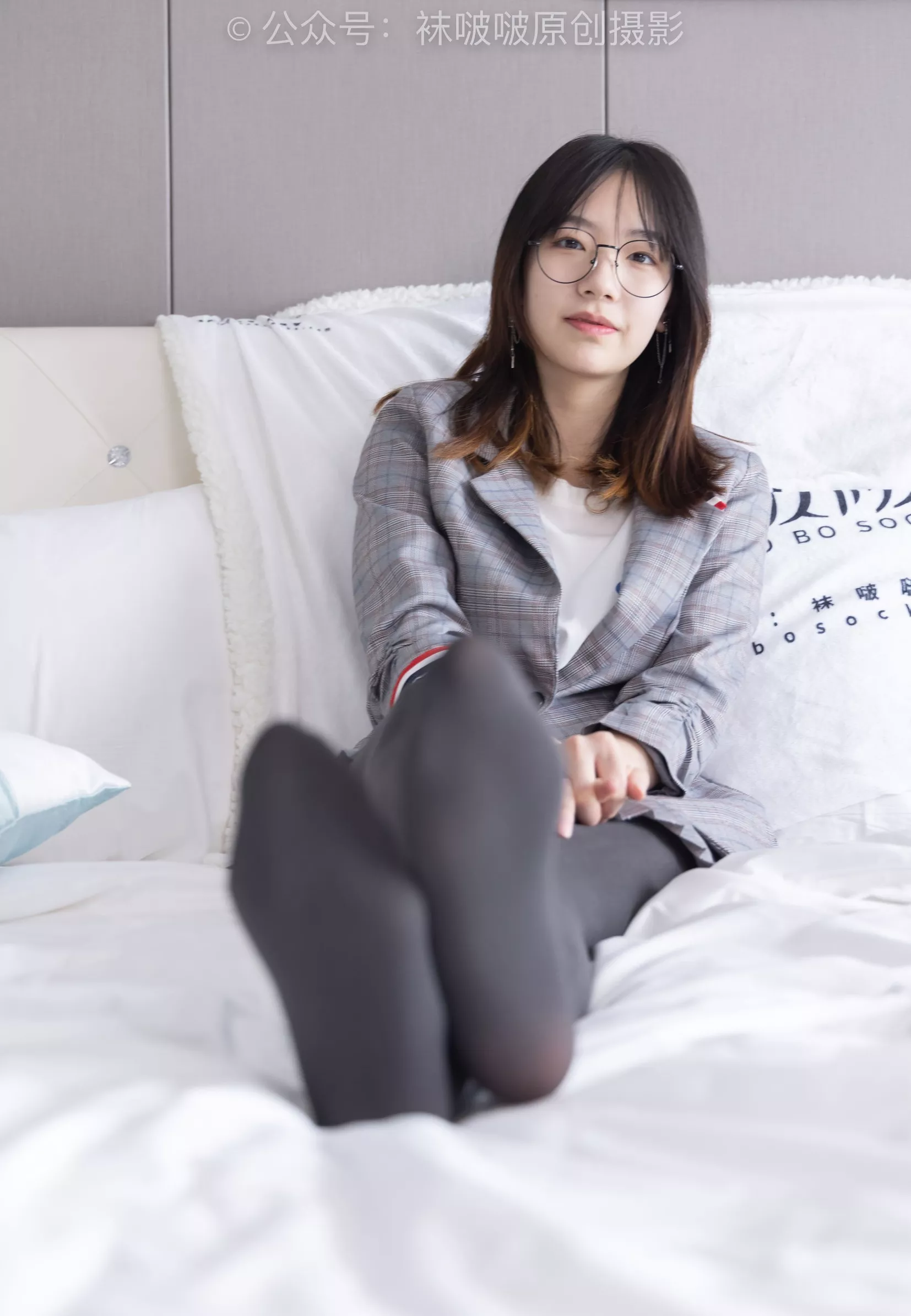 小甜豆 No.210 BoBoSocks袜啵啵 皮鞋、厚灰丝、ol装【140P】 P.3