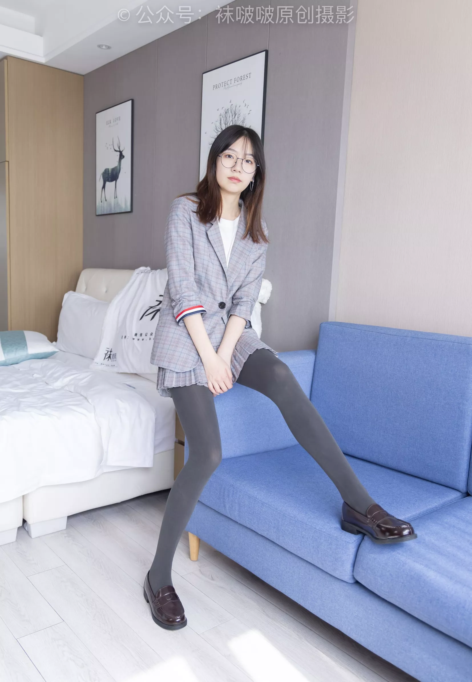 小甜豆 BoBoSocks袜啵啵 No.210 皮鞋、厚灰丝、ol装【140P】 P.5