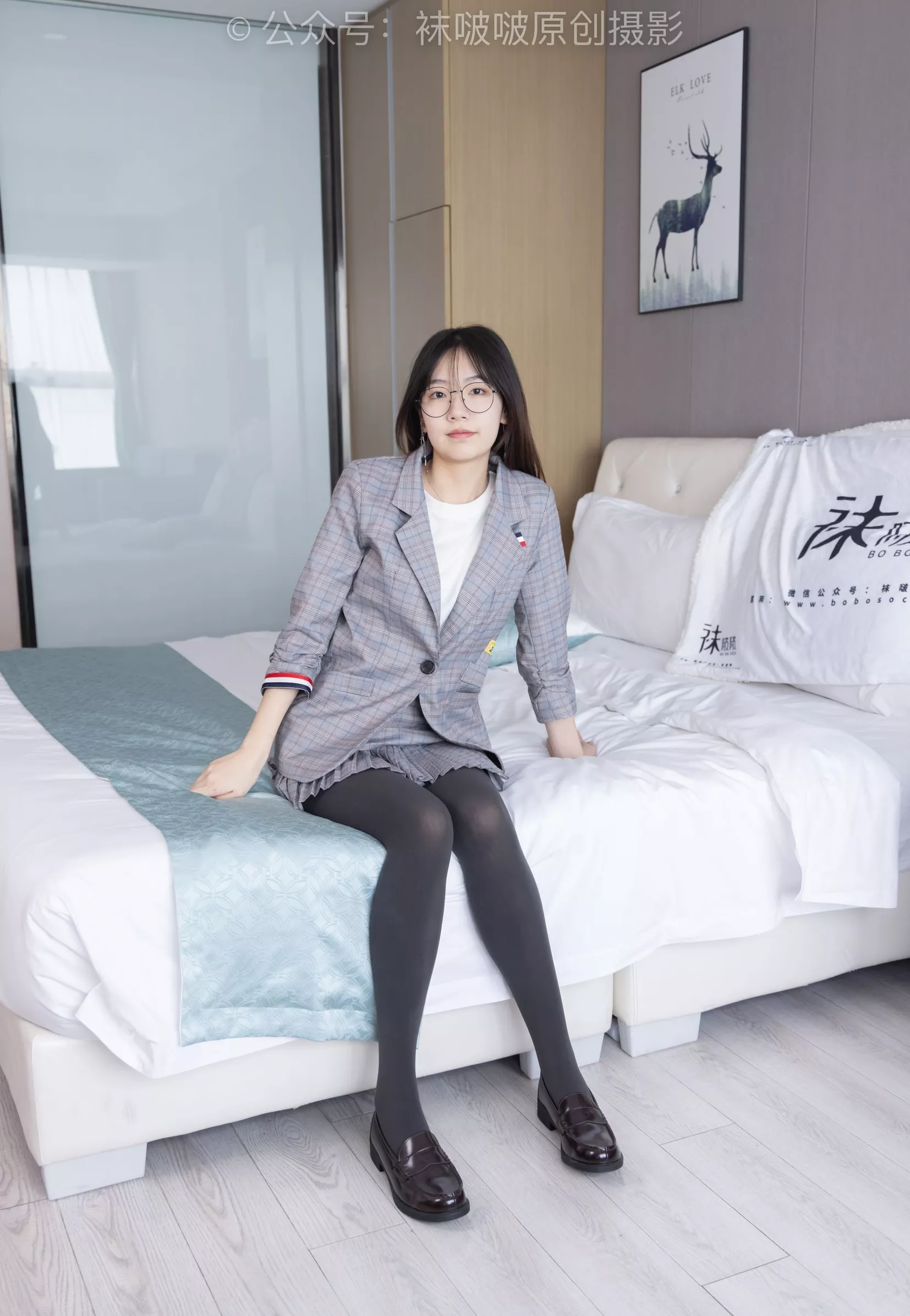 小甜豆 BoBoSocks袜啵啵 No.210 皮鞋、厚灰丝、ol装【140P】 P.13