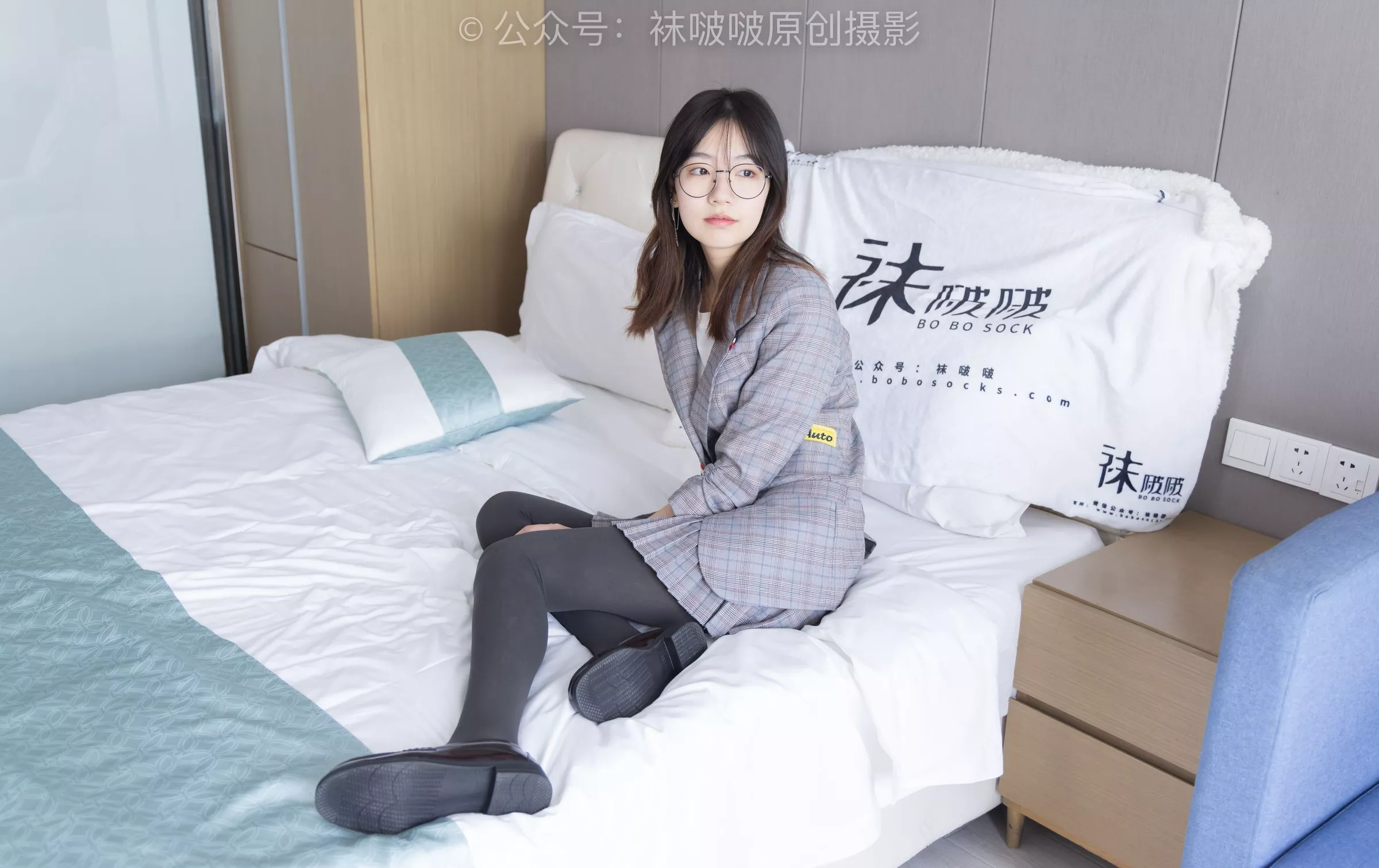 No.210 小甜豆 BoBoSocks袜啵啵 皮鞋、厚灰丝、ol装【140P】 P.14