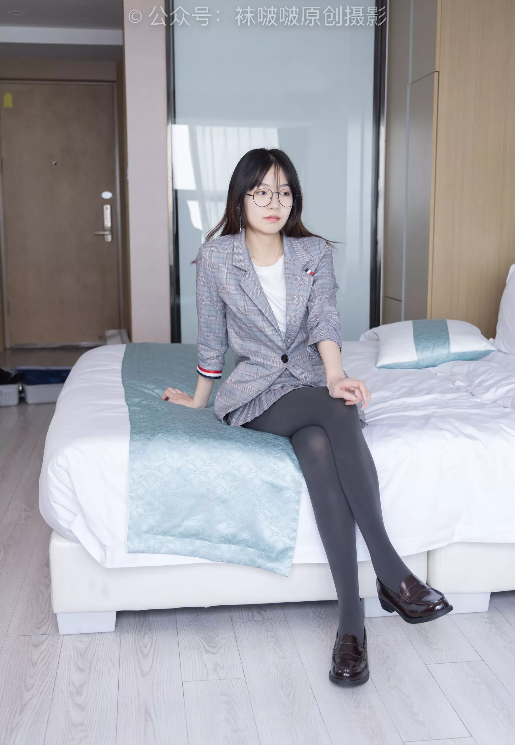 No.210 BoBoSocks袜啵啵 皮鞋、厚灰丝、ol装【140P】 小甜豆 P.20