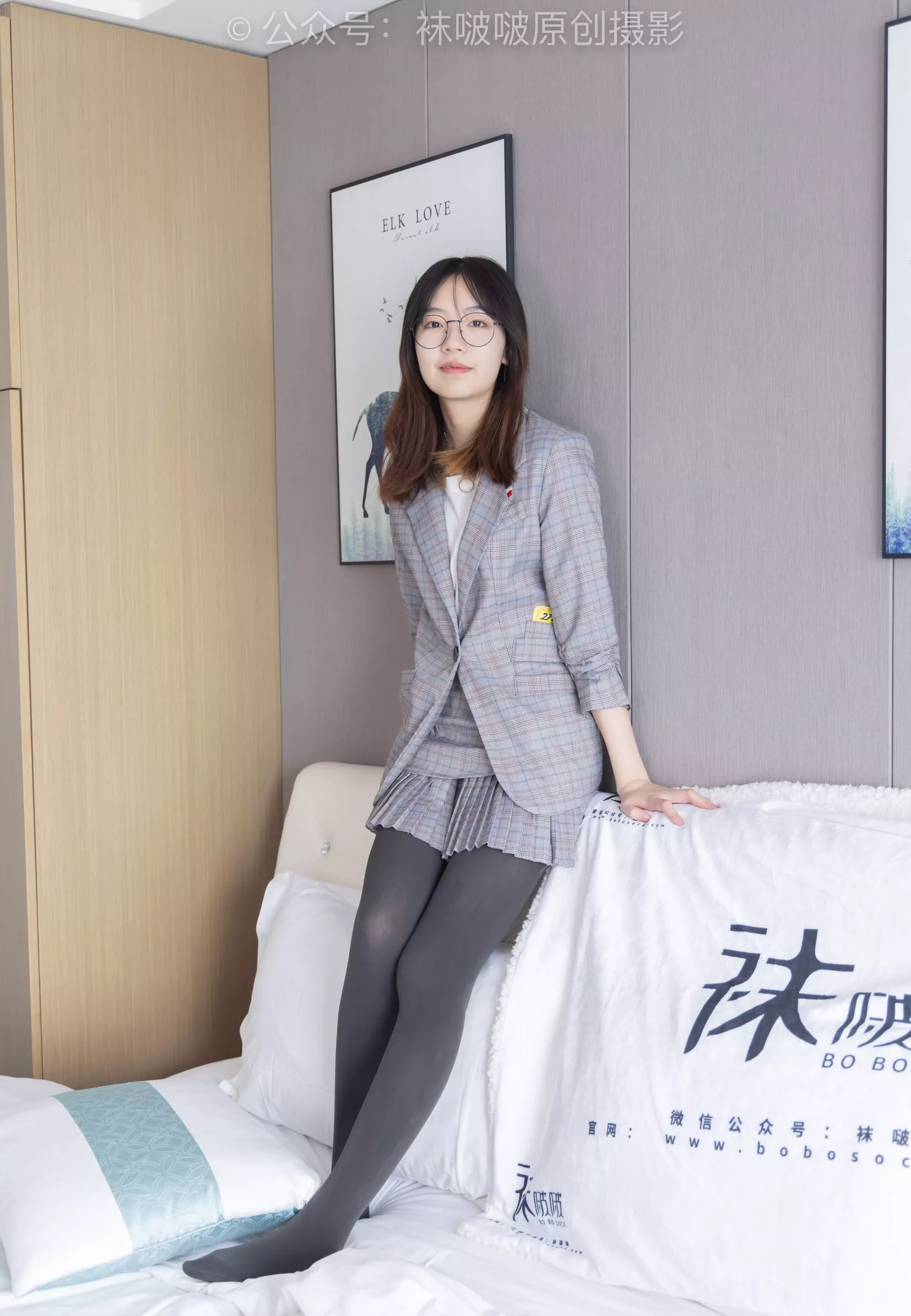 No.210 小甜豆 BoBoSocks袜啵啵 皮鞋、厚灰丝、ol装【140P】 P.28