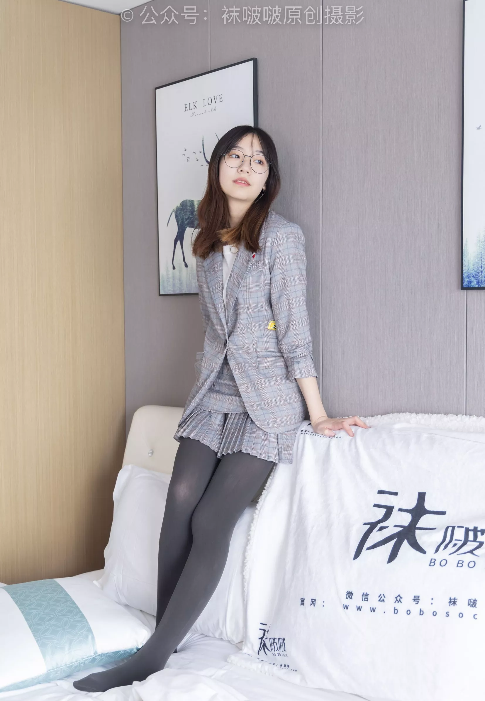 No.210 小甜豆 BoBoSocks袜啵啵 皮鞋、厚灰丝、ol装【140P】 P.28