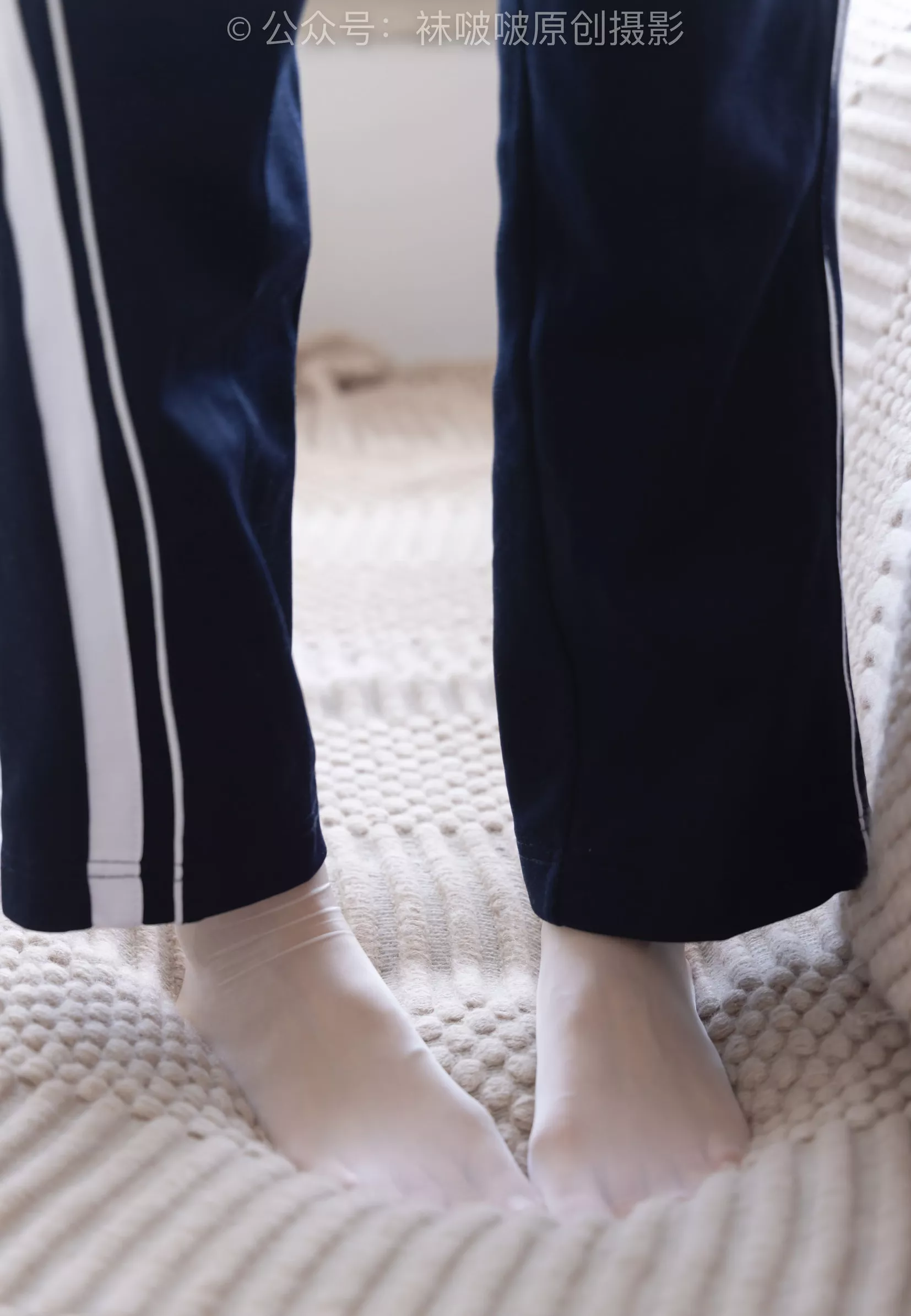aj板鞋、白棉袜、油亮白丝、校服裤里丝【140P】 稚予 BoBoSocks袜啵啵 No.207 P.16