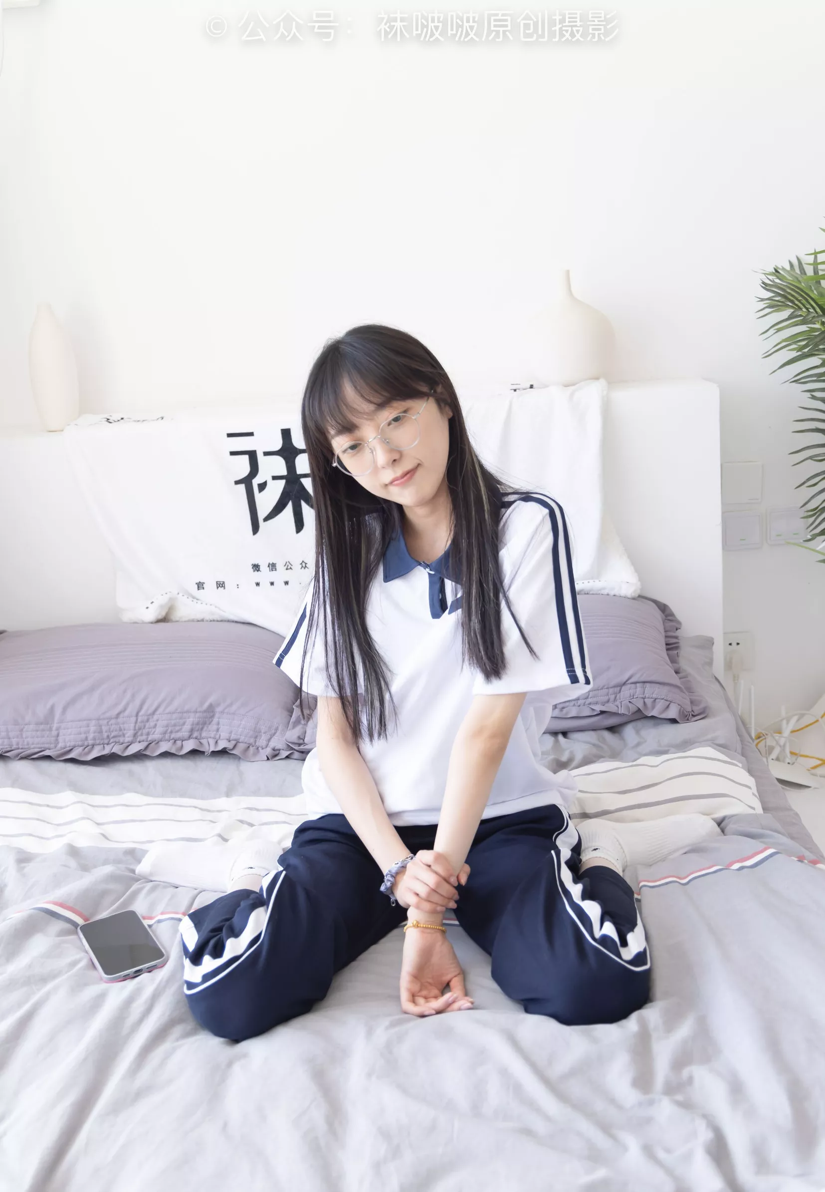 BoBoSocks袜啵啵 稚予 No.207 aj板鞋、白棉袜、油亮白丝、校服裤里丝【140P】 P.19