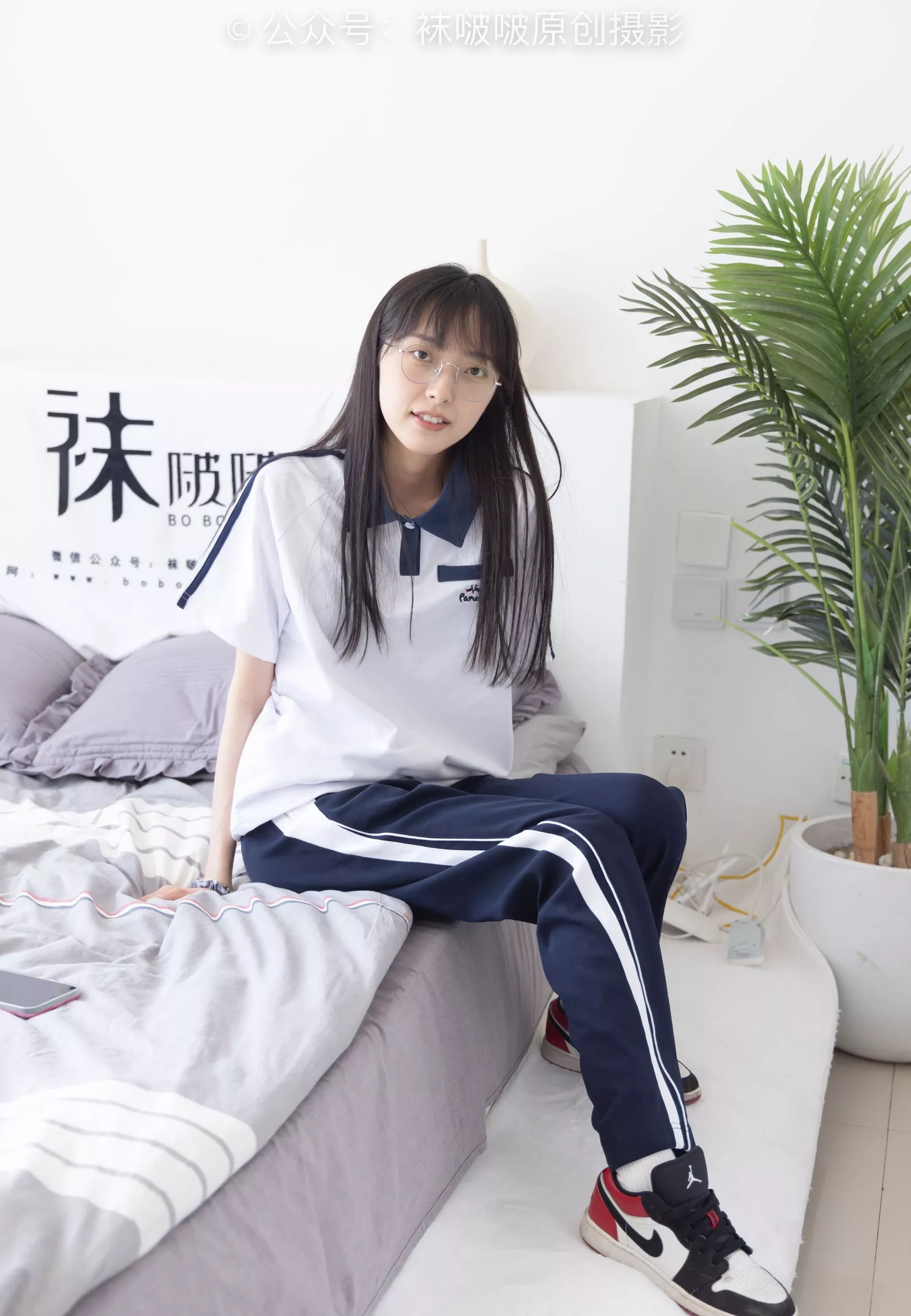 BoBoSocks袜啵啵 稚予 No.207 aj板鞋、白棉袜、油亮白丝、校服裤里丝【140P】 P.19