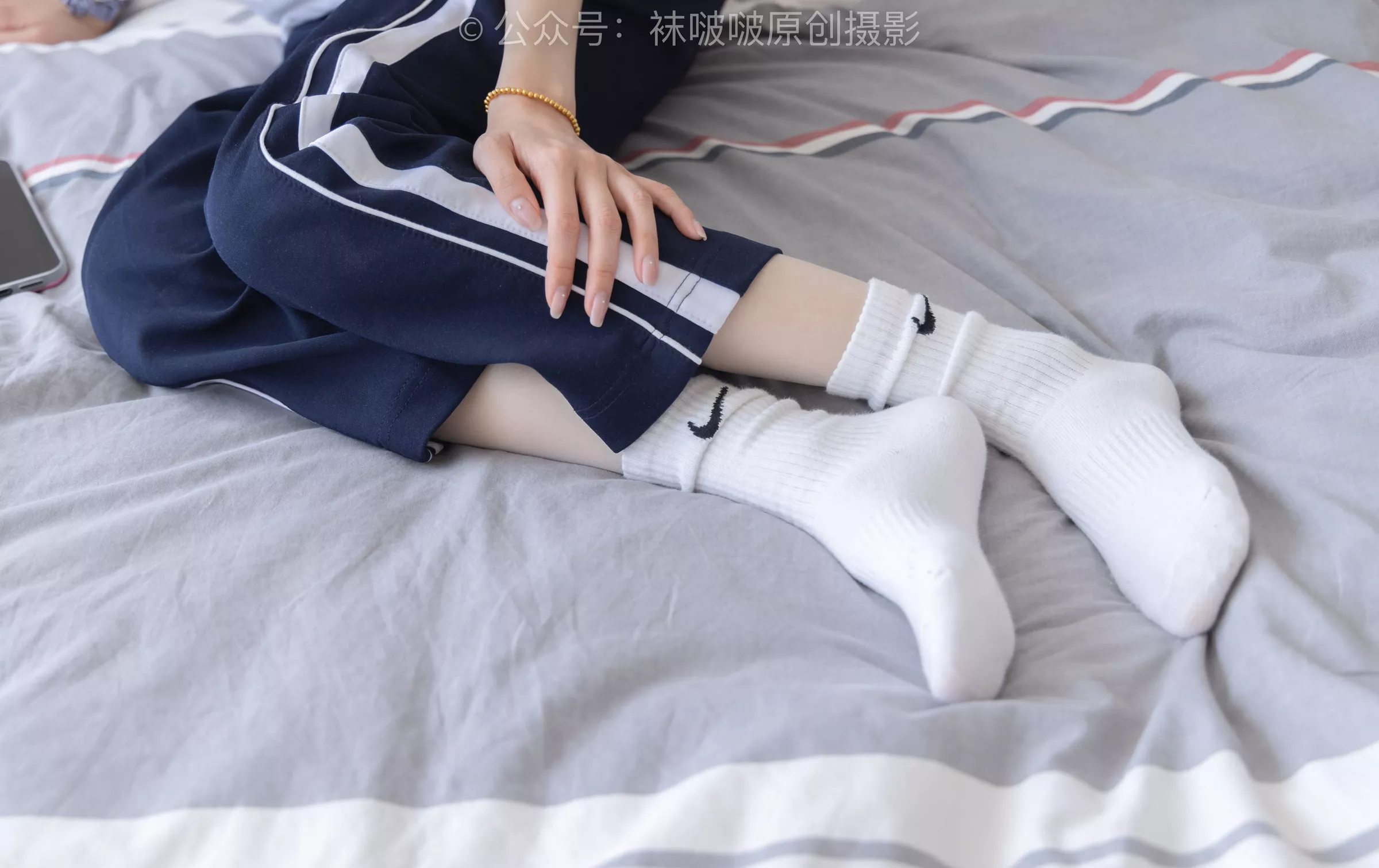 BoBoSocks袜啵啵 稚予 No.207 aj板鞋、白棉袜、油亮白丝、校服裤里丝【140P】 P.19