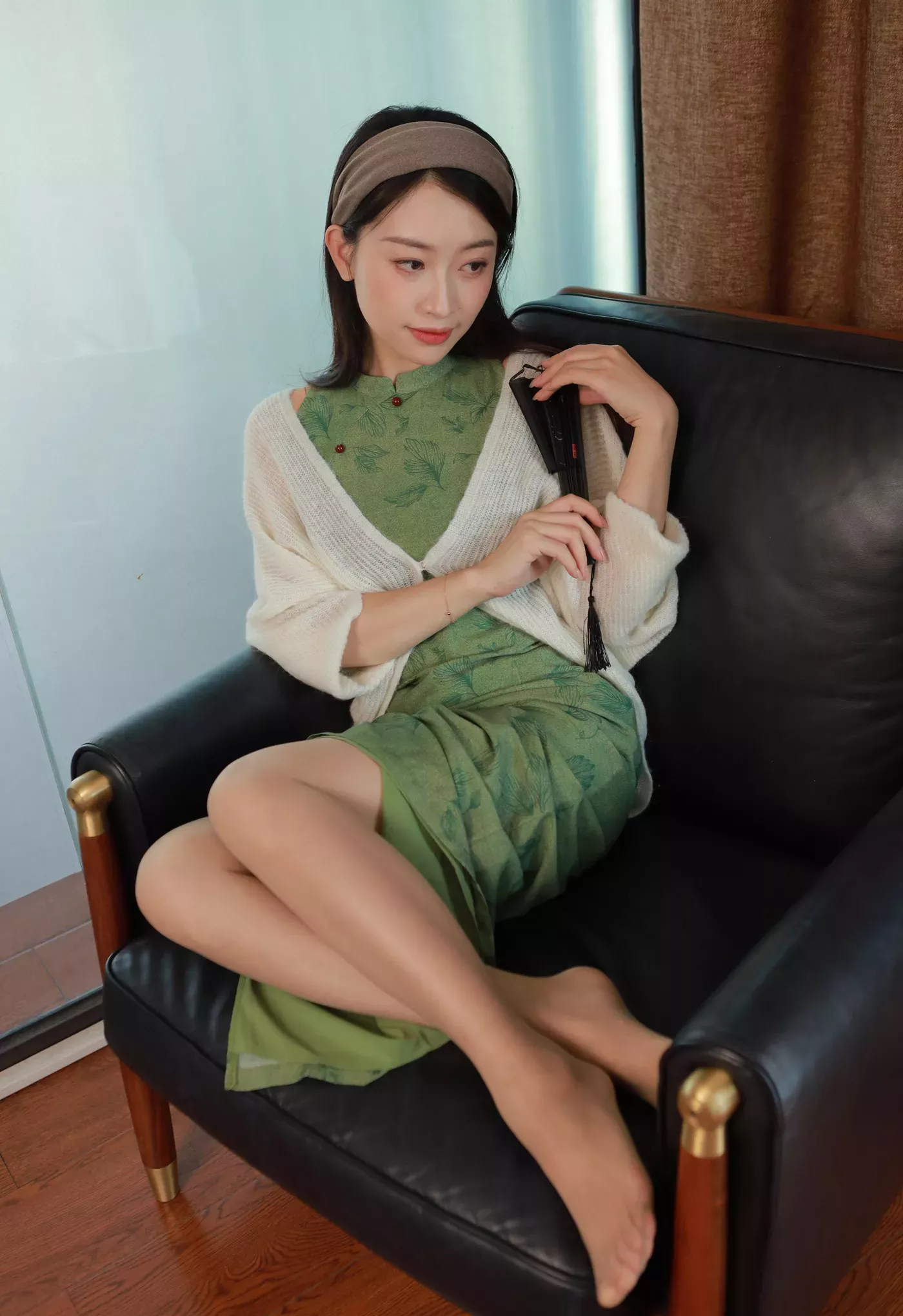 【IESS异思趣向】 2024.12.8 No.1918 丝享家 小婕《一抹青黛》【94P】 P.1