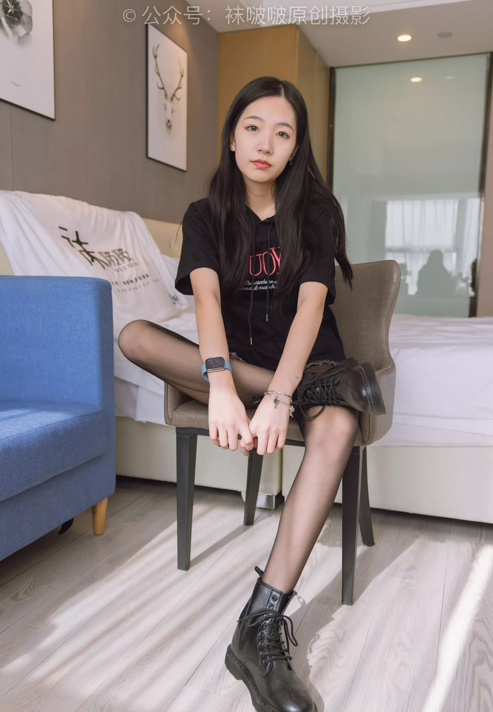 三双靴子、黑丝、网袜【144P】 BoBoSocks袜啵啵 No.203 P.24