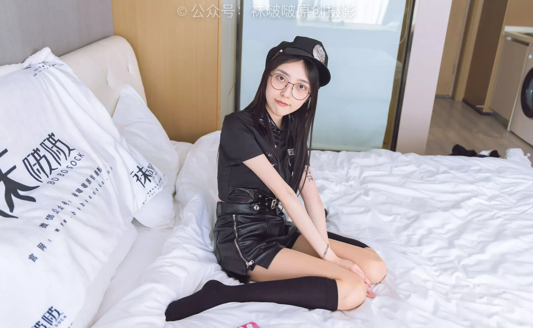 BoBoSocks袜啵啵 皮鞋、黑色小腿袜、高跟鞋、肉丝【138P】 稚予 No.198 P.23