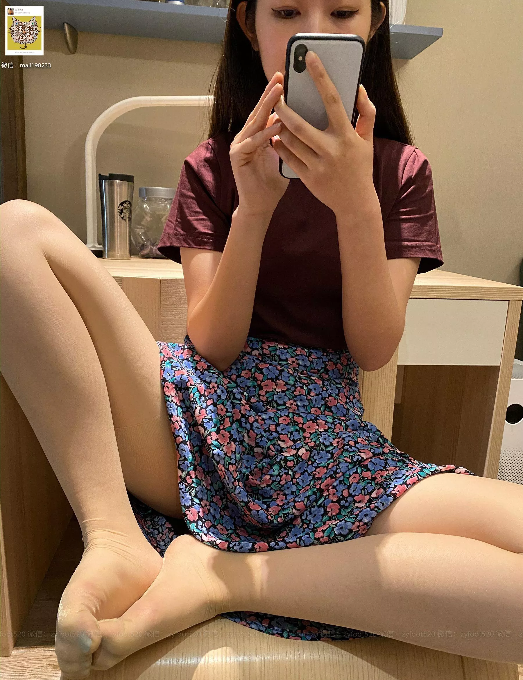 No.26 丝袜美腿写真 暖暖 【ISS系列】 P.11