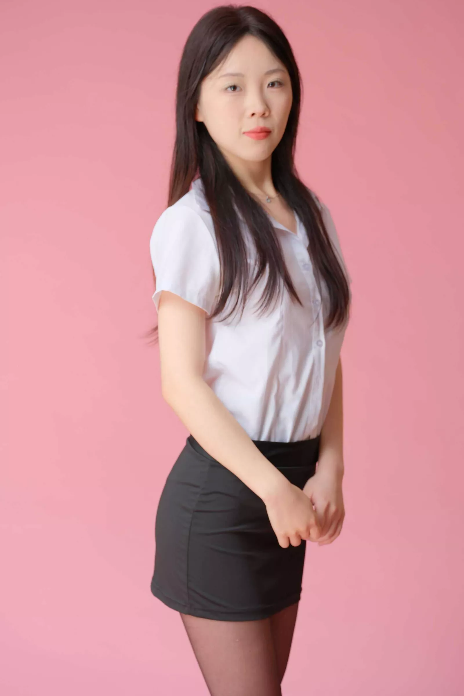 大尺度 国模 肖涵 人体私拍套图 P.3