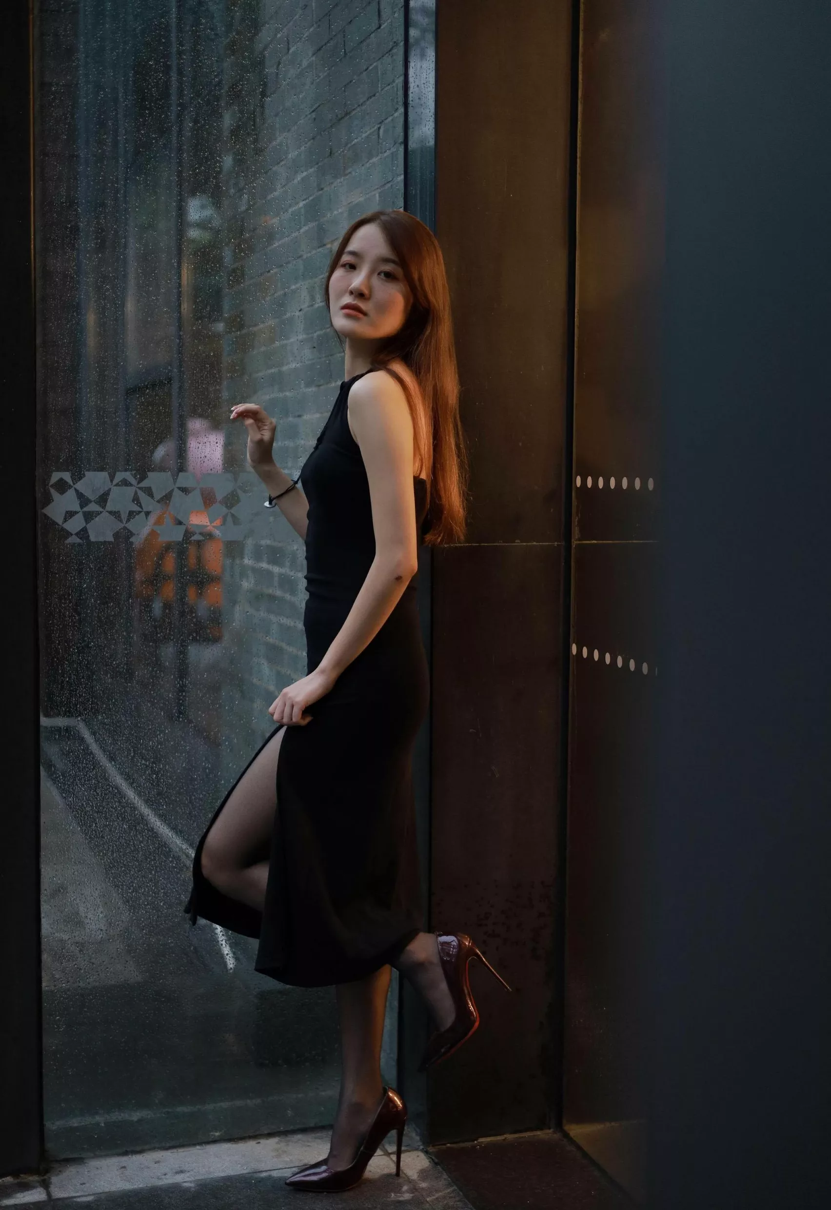 模特：婉苹《黑色长裙》 【IESS异思趣向】