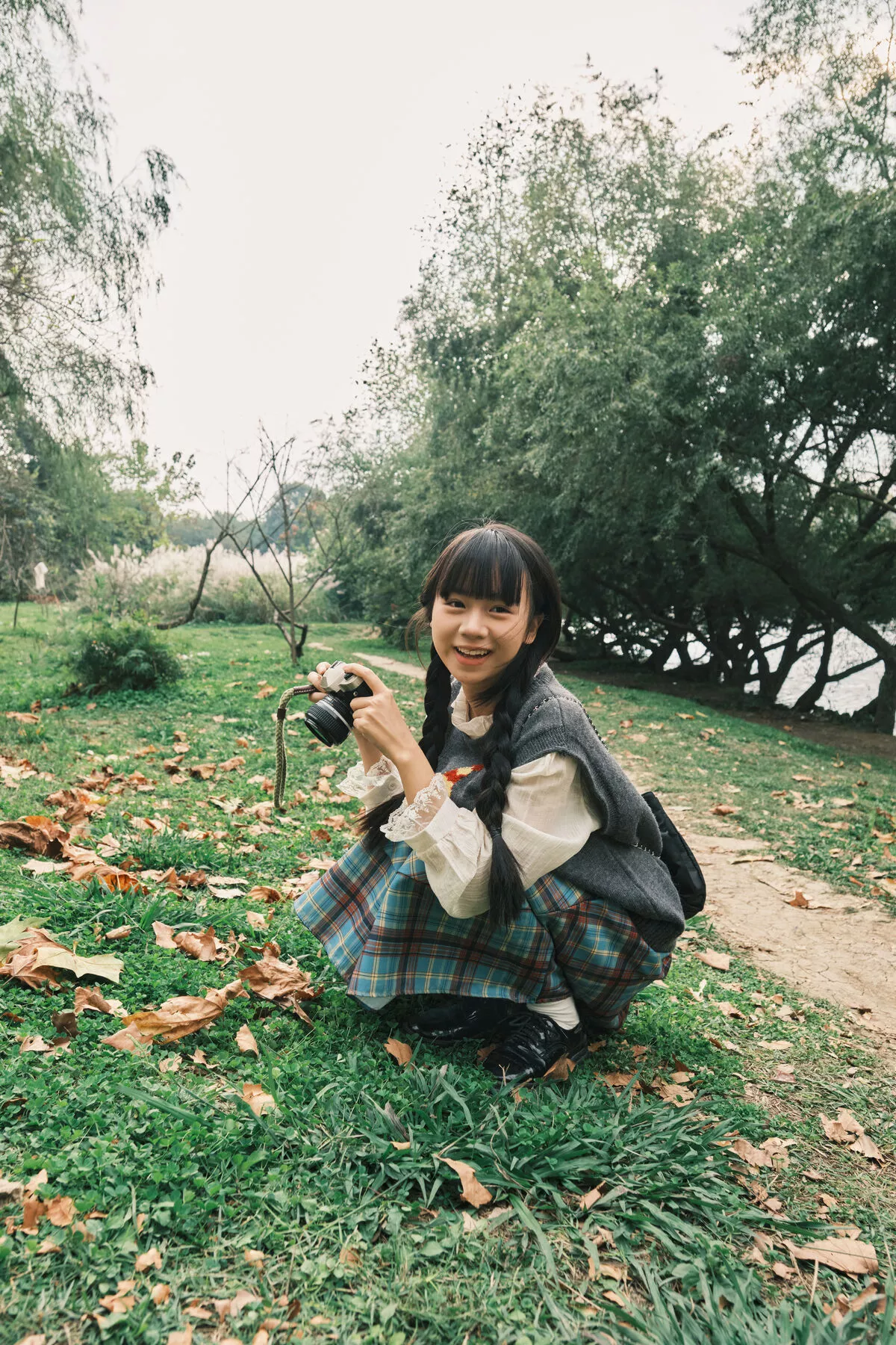 San Ya No.7988 Jin YiTuYu艺图语 Shi P.1