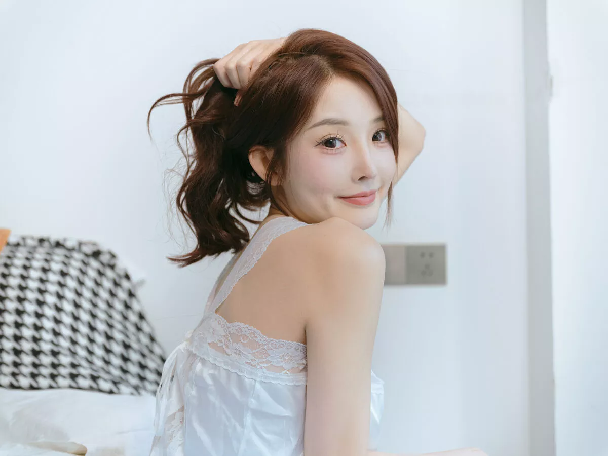 No.8016 Wen Wen Zi YiTuYu艺图语 P.1