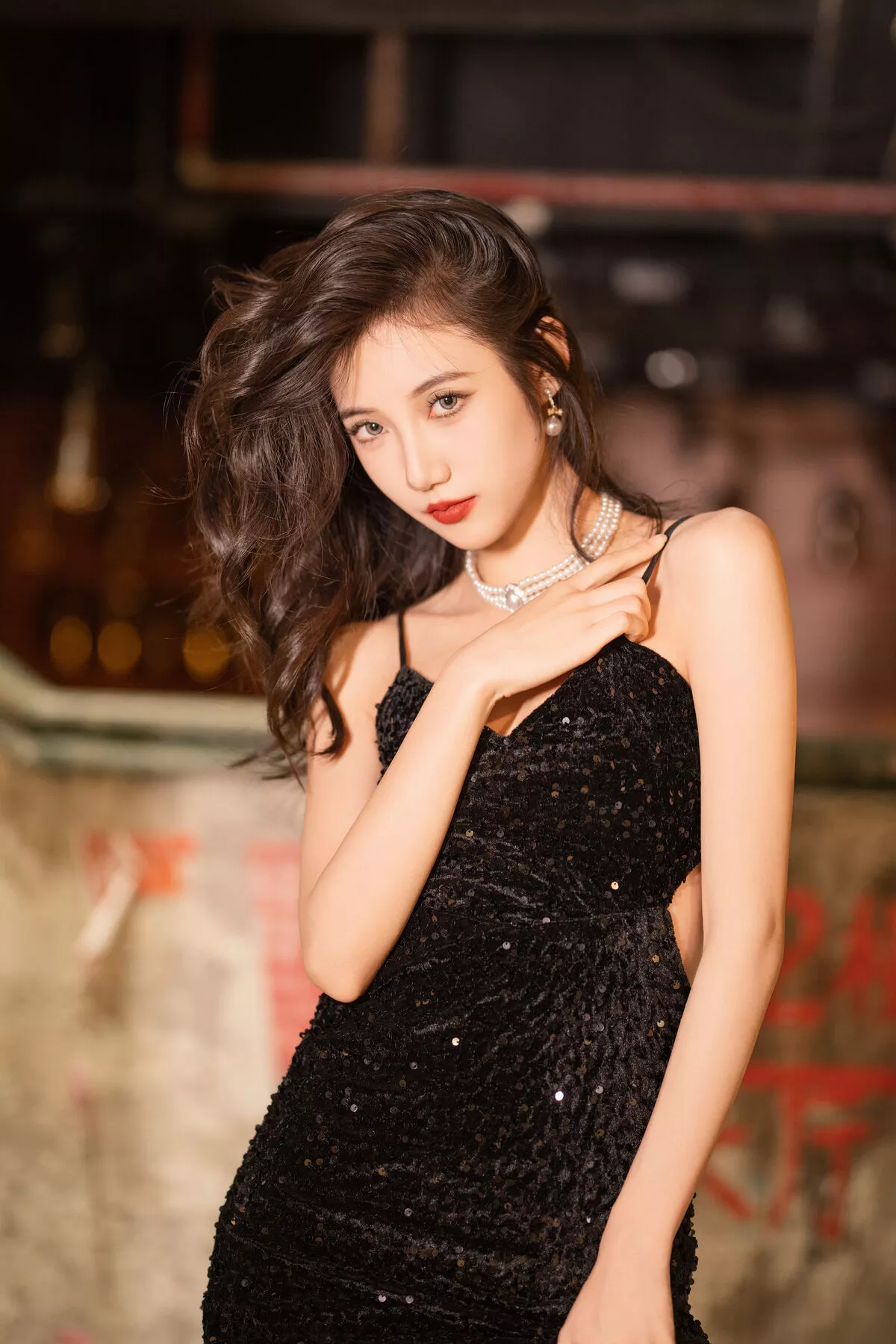 Wan YiTuYu艺图语 O1ne No.8031 P.1